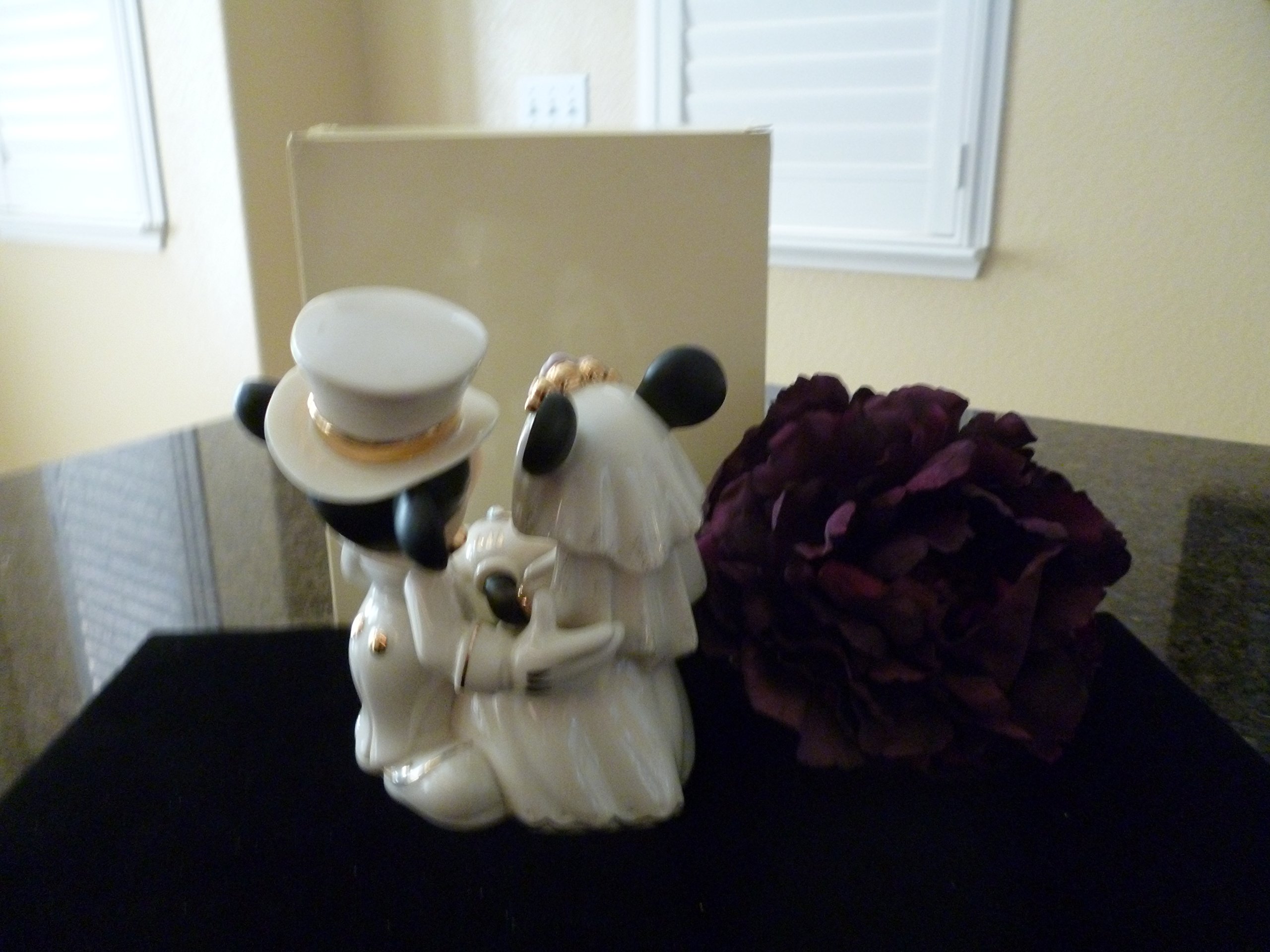 Amazon.com: Lenox Disney's Showcase Minnie's Dream Wedding : Home