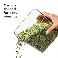 Vista 4 de Contenedor OXO Steel POP Caja Corta Cuadrada Grande - 2.6 L para Cereal, Granos y Más Gris
