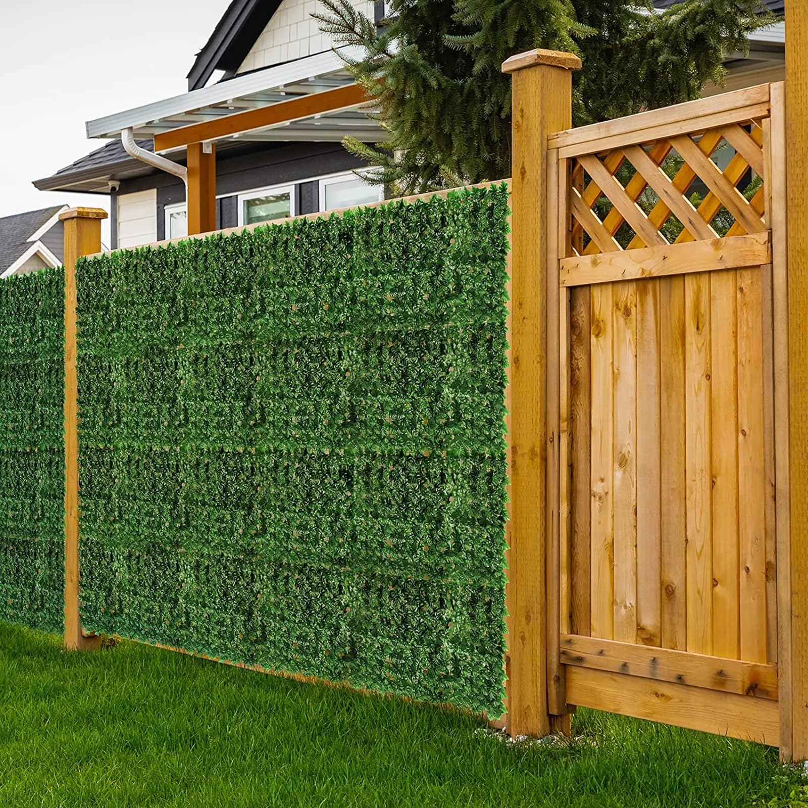 Gr8 Garden Artificial Hedge Ivy Leaf Garden Fence Wall Privacy Balcony Screening Trellis 0.5M X 3M from B&Q