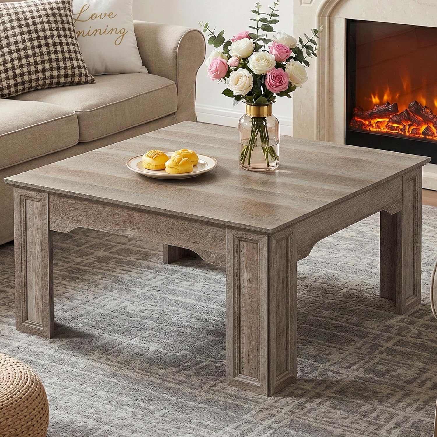 Square Coffee Table for Living Room, 39.4'' Farmhouse Wood Grain Finish Coffee Table with Carved Legs, Rustic Simple Style Center Table, Easy Assembly, Grey Wood