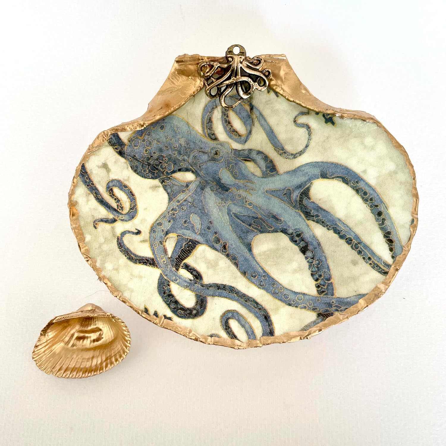 Sealife Handmade Gifts for Women,Jewelry Tray Organic Trinket Dish, Eco Gift for Women/Mom/Girl Birthday Holiday Wedding Anniversary Valentines Mothers Day Best Mom Graduation Gifts (Timeless Octopus)
