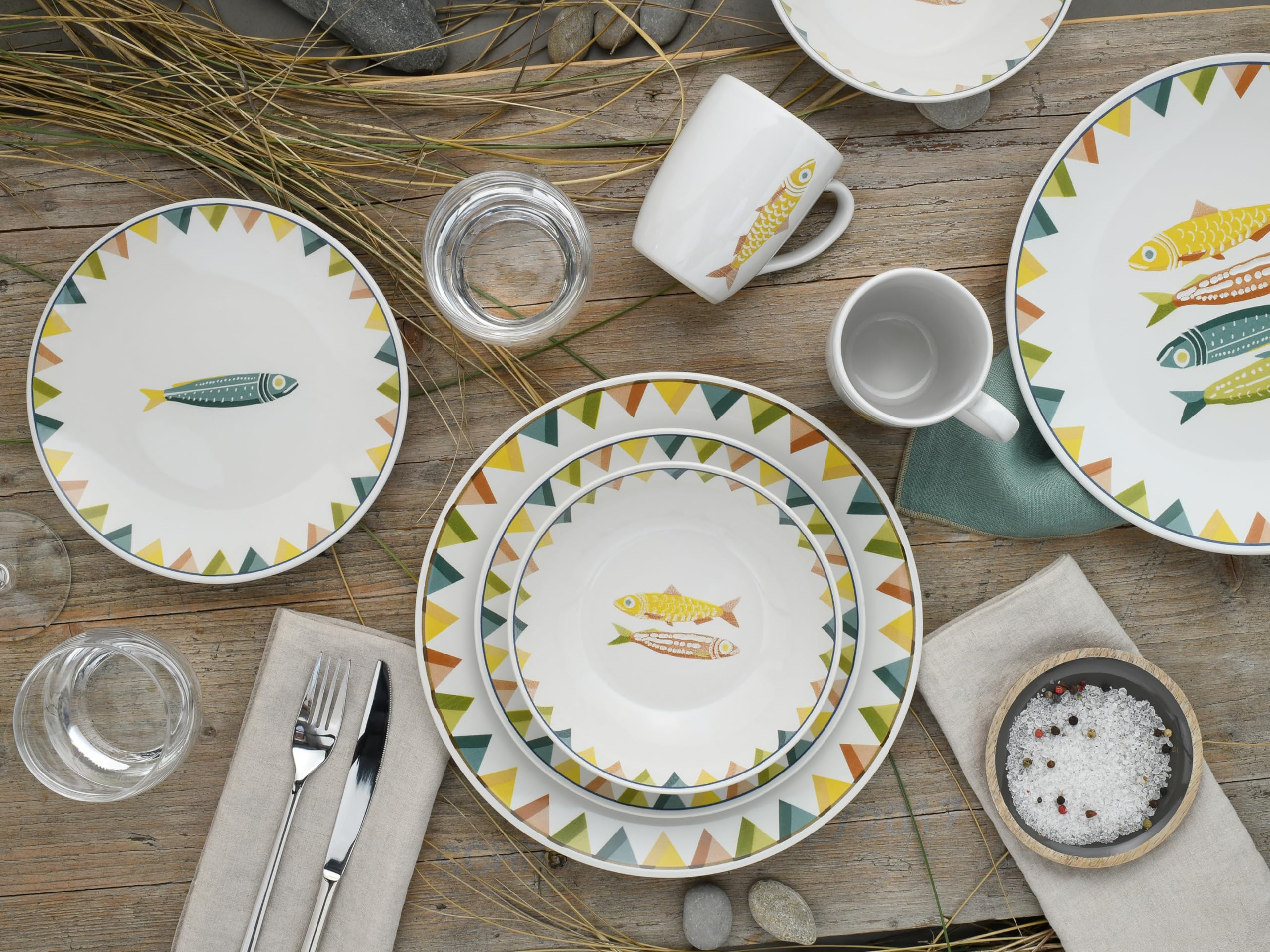 CreaTable, 25402, seria Sardinhas Pastel, 16-częściowy zestaw naczyń dla 4 osób, serwis kombi z kamionki, nadaje się do mycia w zmywarce i używania w kuchence mikrofalowej, wyprodukowano w Portugalii