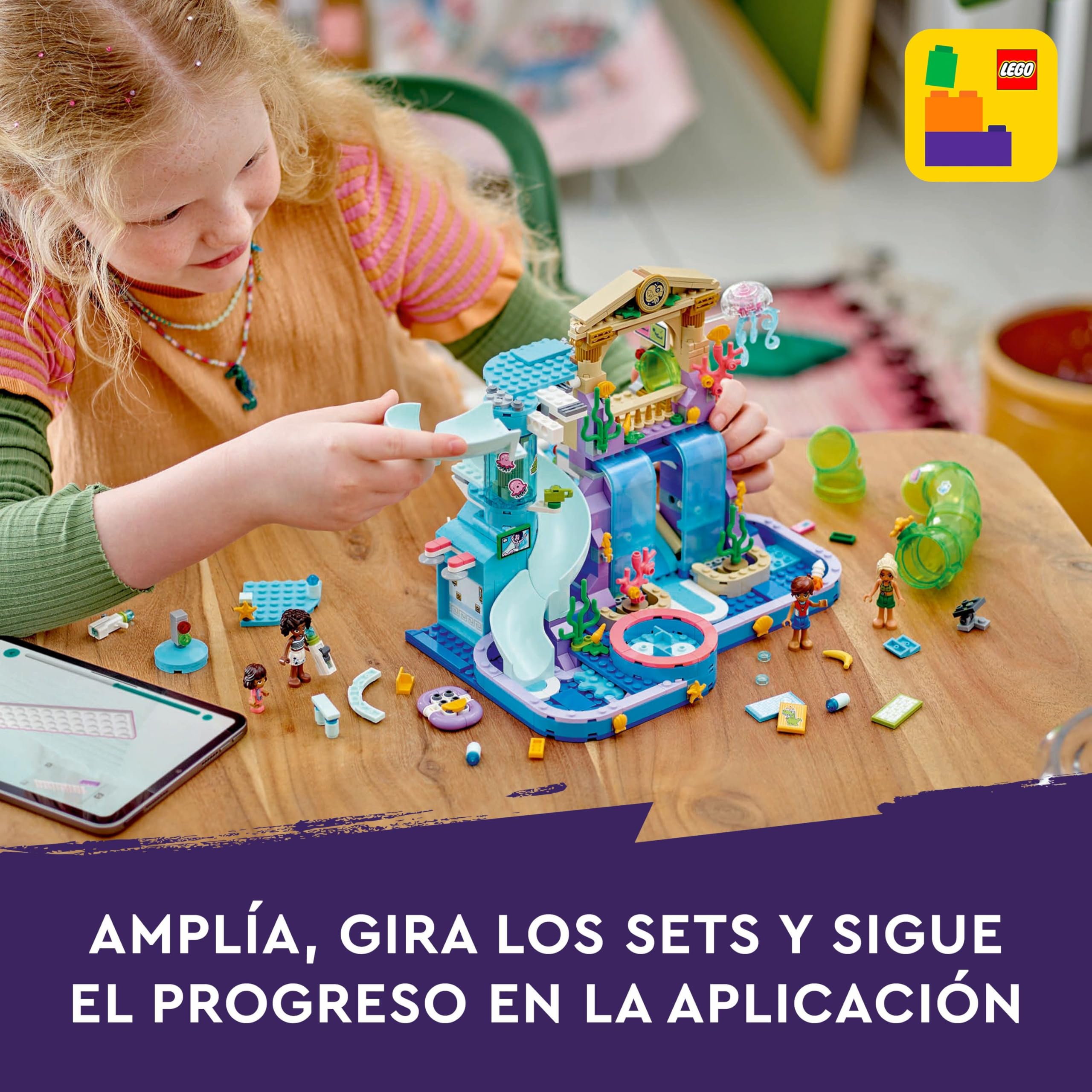 LEGO Friends Parque Acuático de Heartlake City de Juguete con 4 Mini Muñecos, 3 Toboganes de Agua y Muchos Accesorios de Verano - Regalo para Niñas de 8+ Años 42630