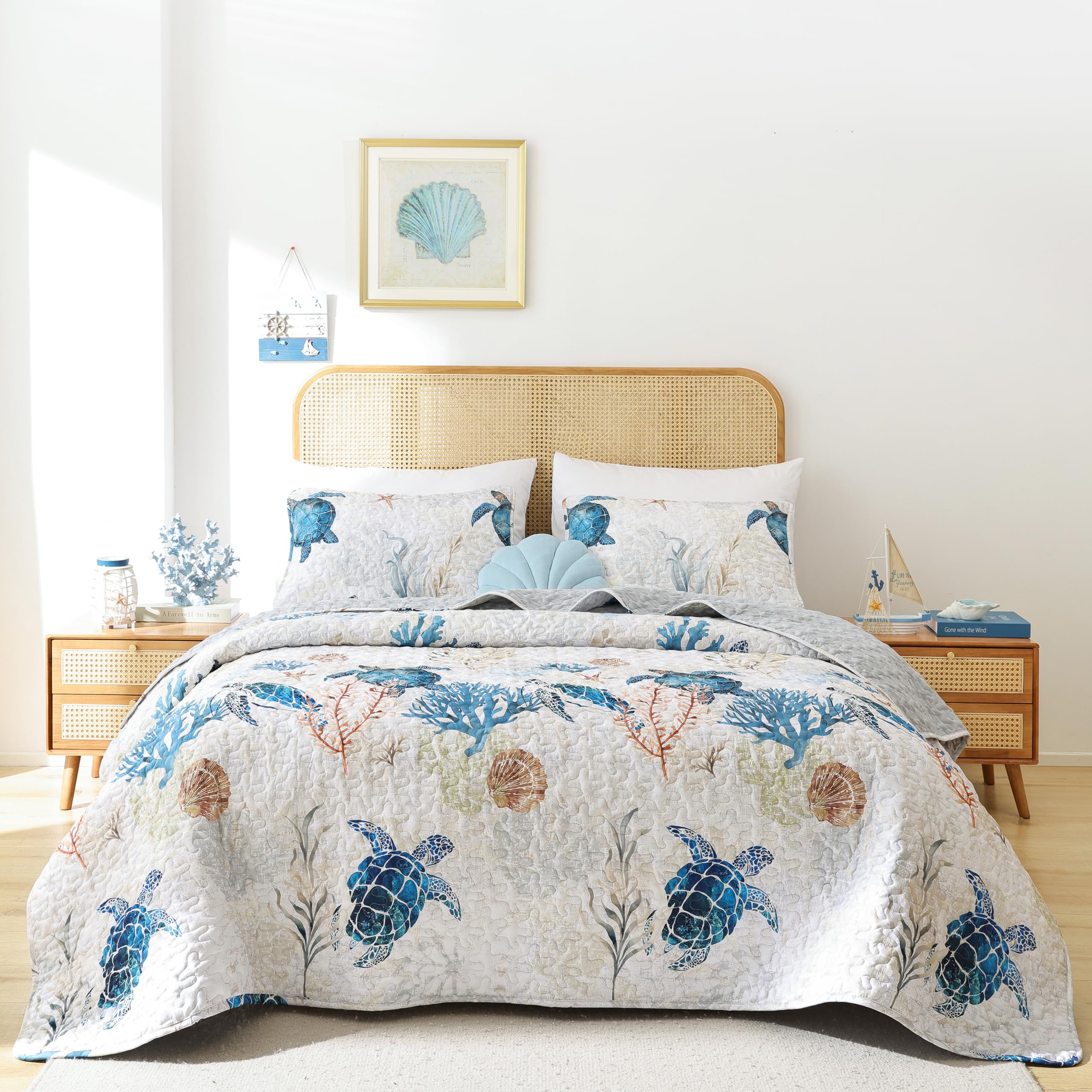 weigelia Coastal Sea Turtle Quilt Set