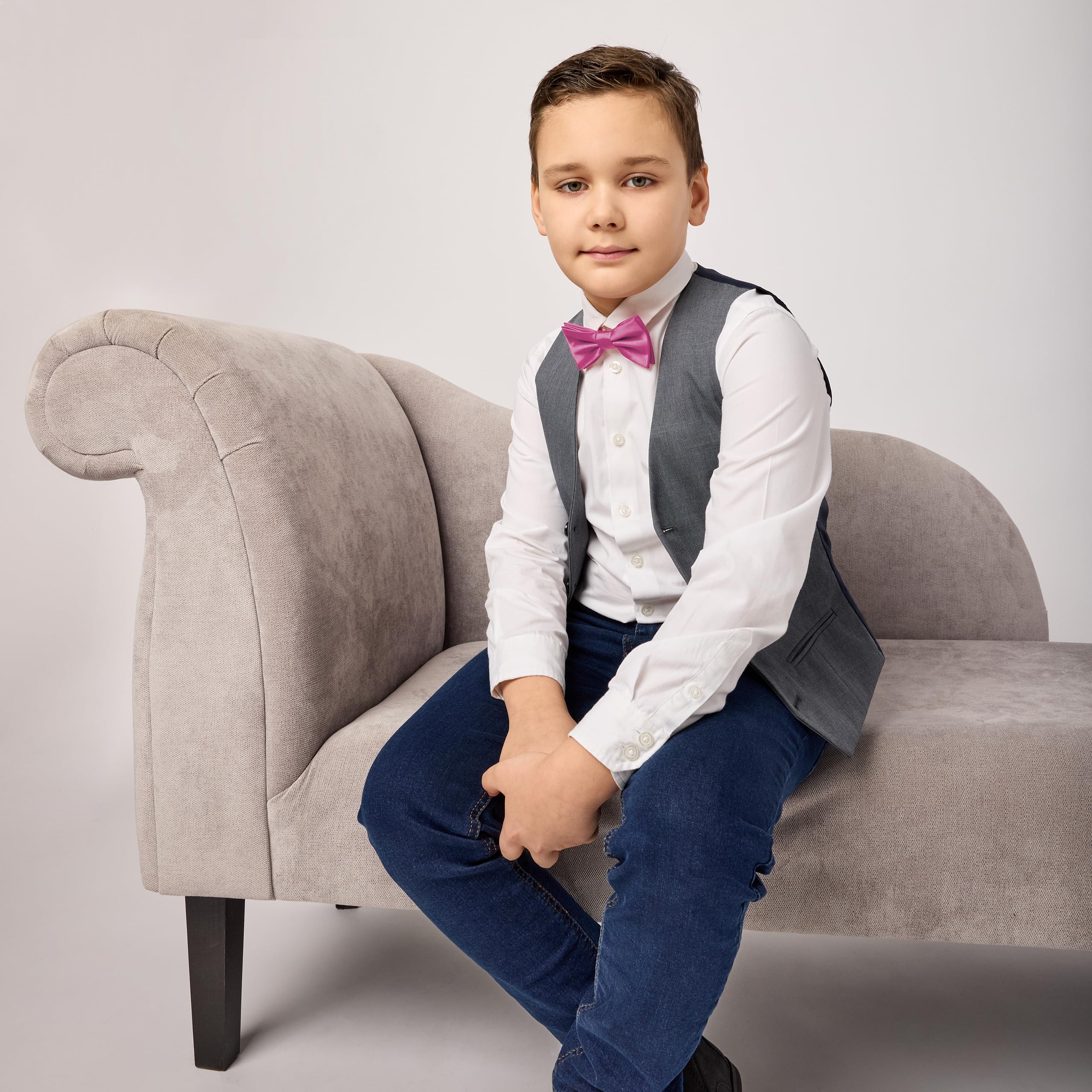 Ladeheid Pajarita para niños - Preatada, banda ajustable, diseño mate, ideal para bodas, cumpleaños, inicio escolar - Resistente y elegante tamaño 10cm x 5cm BKM