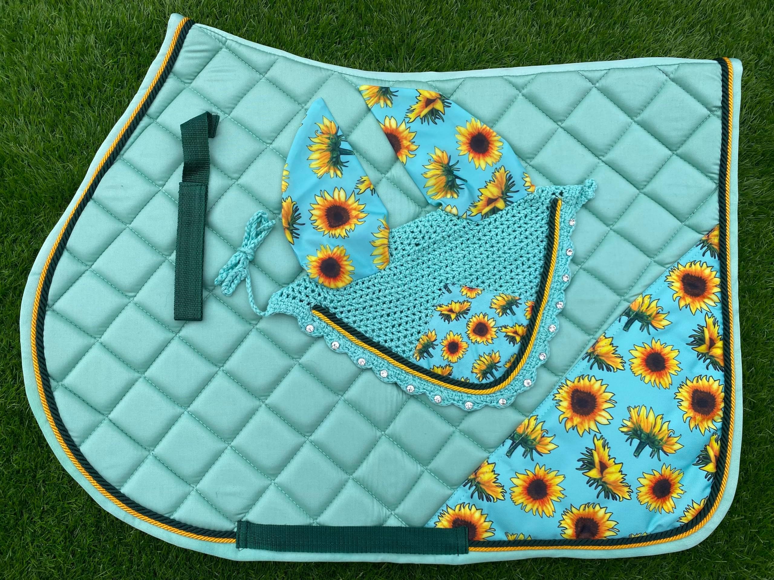 Sunflower Print English Saddle Pad Set – Numnah, Horse Ear Bonnet, Saddle Cloth | Horse Riding Accessories