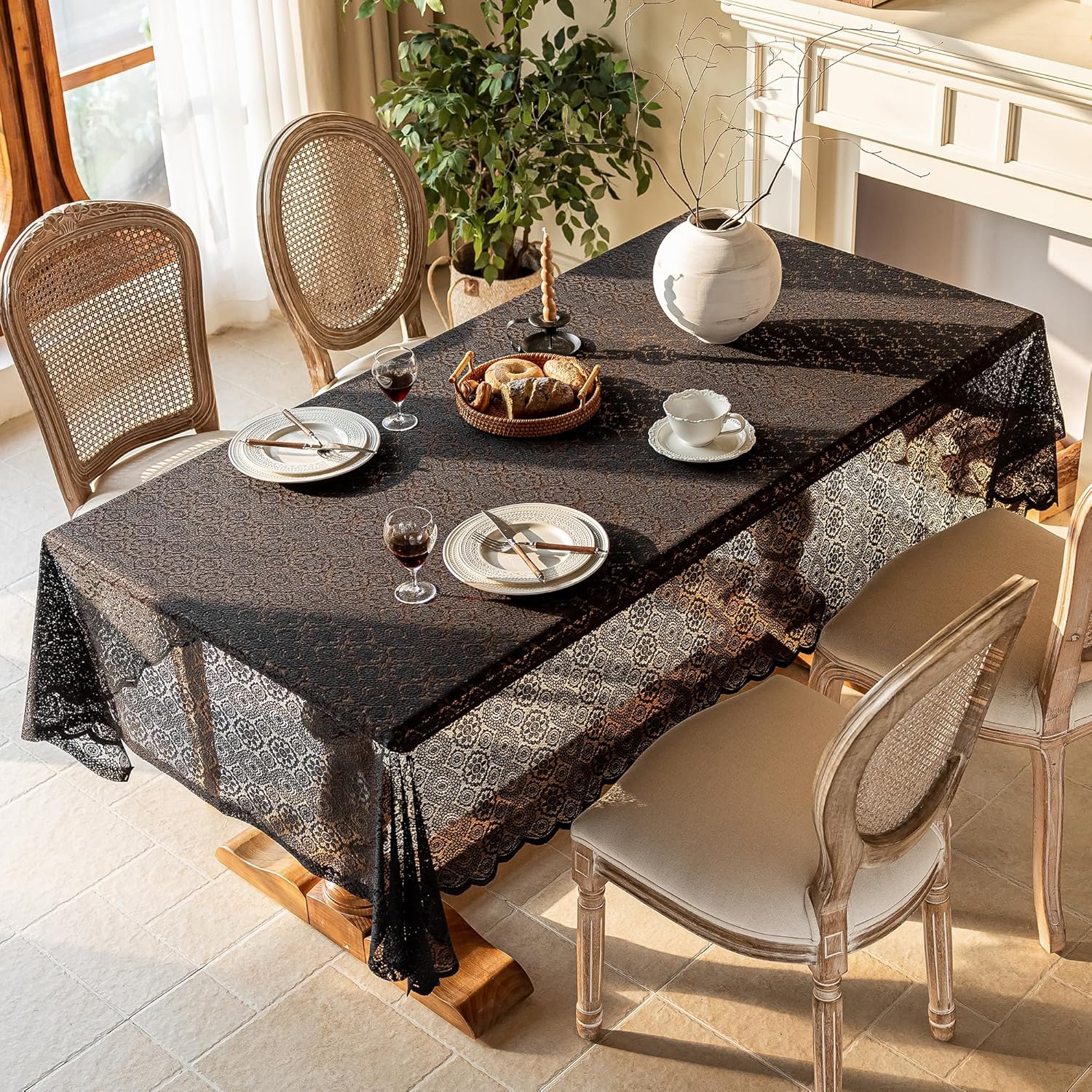 Lace Tablecloth Exquisite Embroidery Floral, Table Cloth Rectangle Table with Wavy Openwork,Tablecloths for Wedding Decor,Afternoon Tea,Party