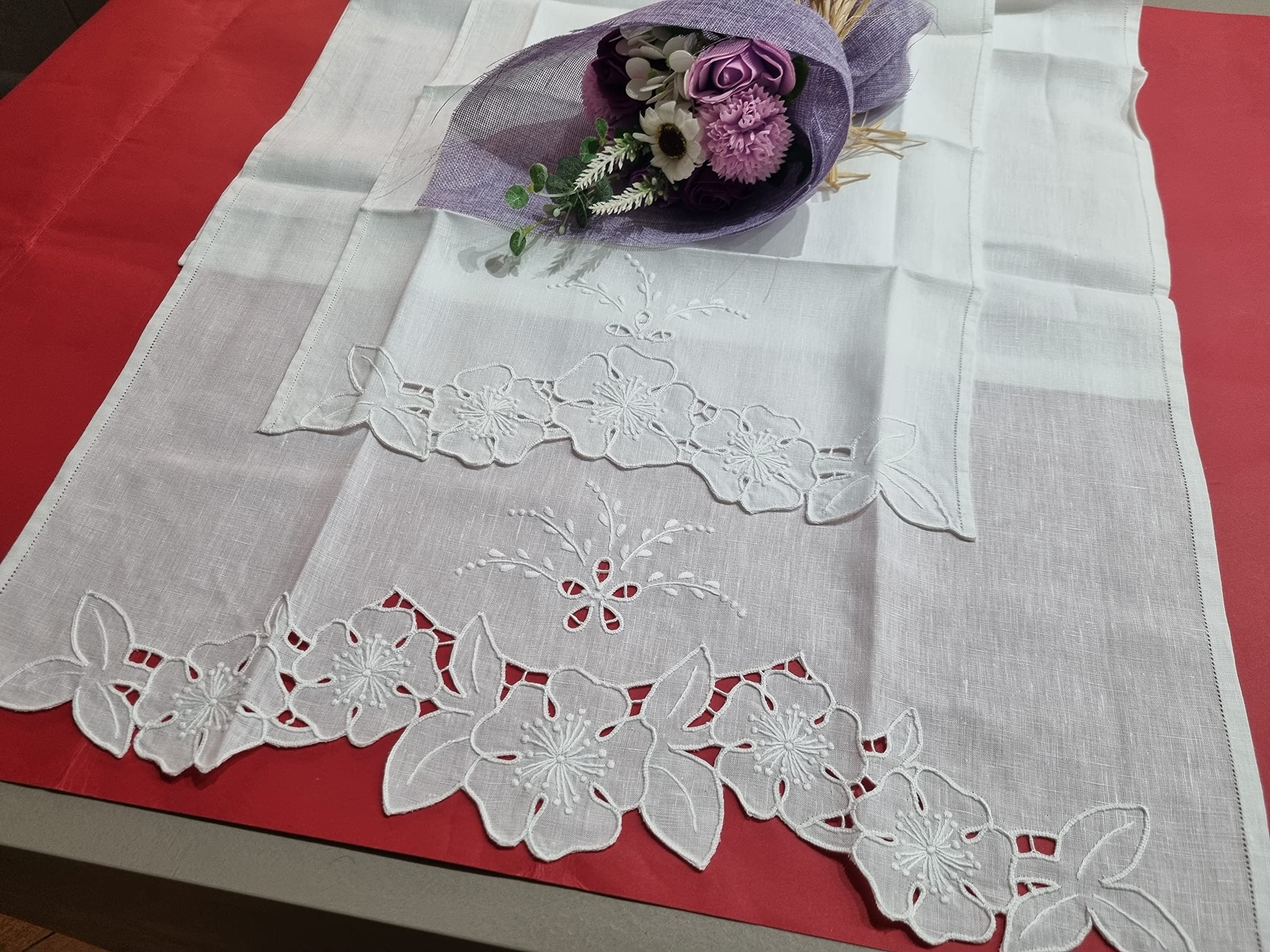 Elegantes Toallas 1+1 puro lino bordado Tallado y punto completo a mano