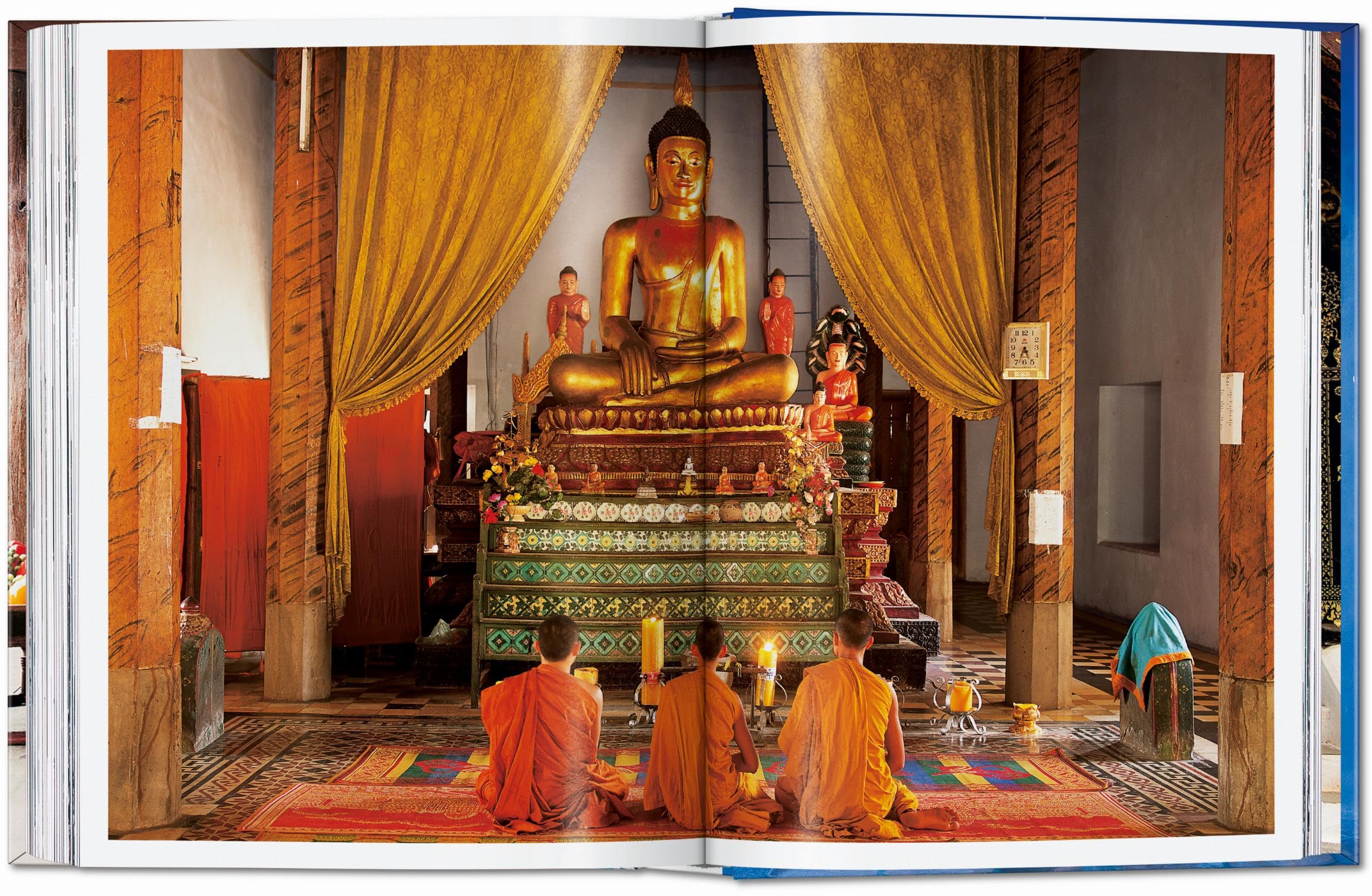 Living in Asia: 45th Ed.: Vol. (45th Edition)