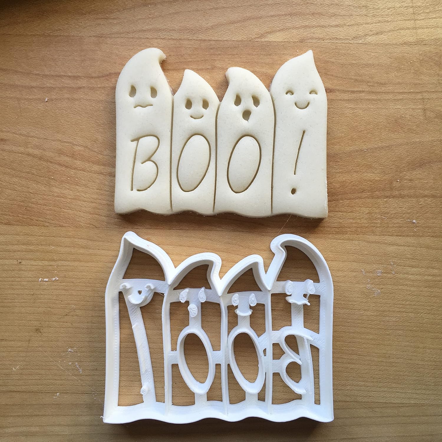 In Set of 6 Ghost Cookie Cutters - Dishwasher Safe (5")
