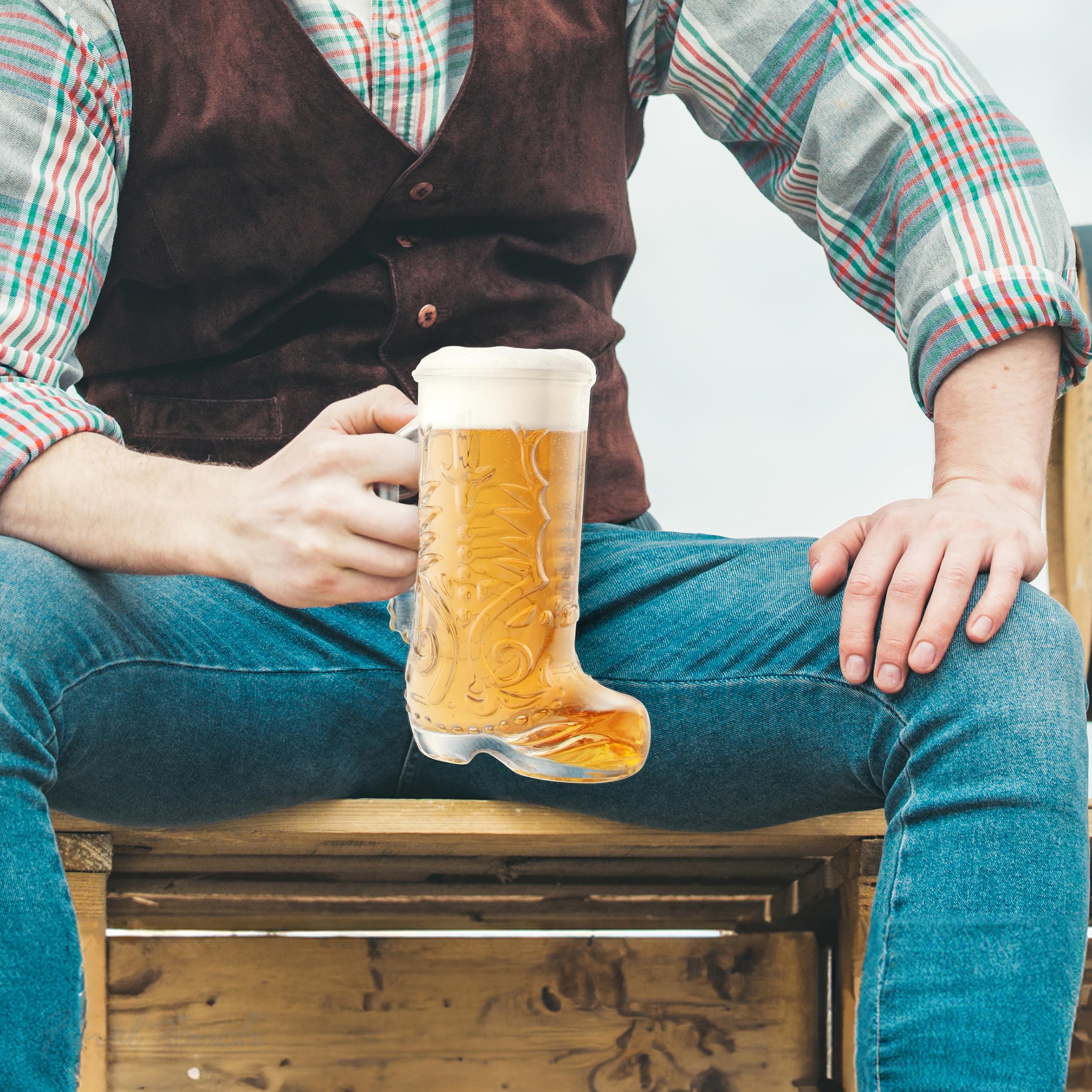 Final Touch Wild West Boot Glass – Bicchiere da cowboy a forma di stivale da cowboy, in vetro spesso con manico, perfetto per birra, bevande miste e altro ancora (GG5026)