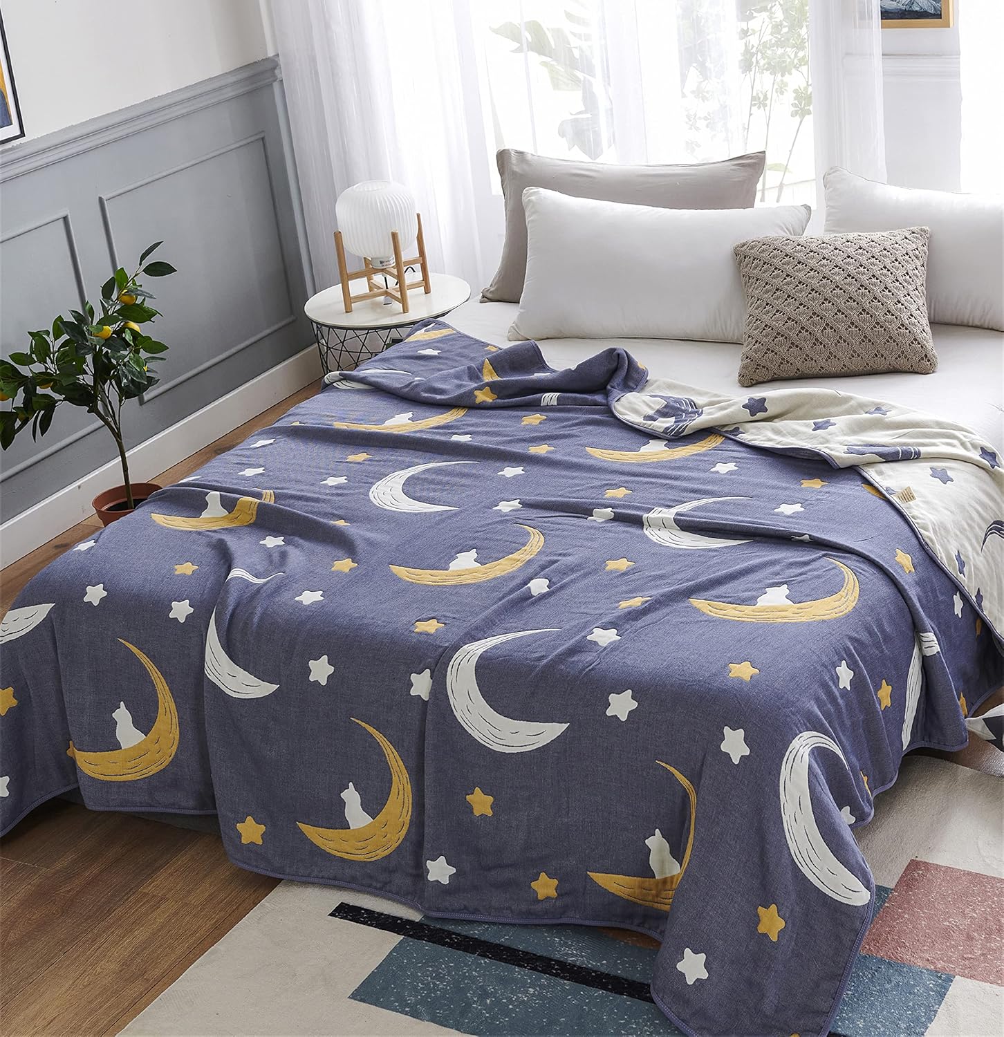 J-pinno Bright Moon Stars Muslin Blanket Reversible 100% Cotton 6 Layer Quilt Bed Blanket Soft Warm Throw Sofa Couch Toddler Kids Cartoon Travel Coverlet Sheet (Stars, Twin 58" X 80") - Image 3