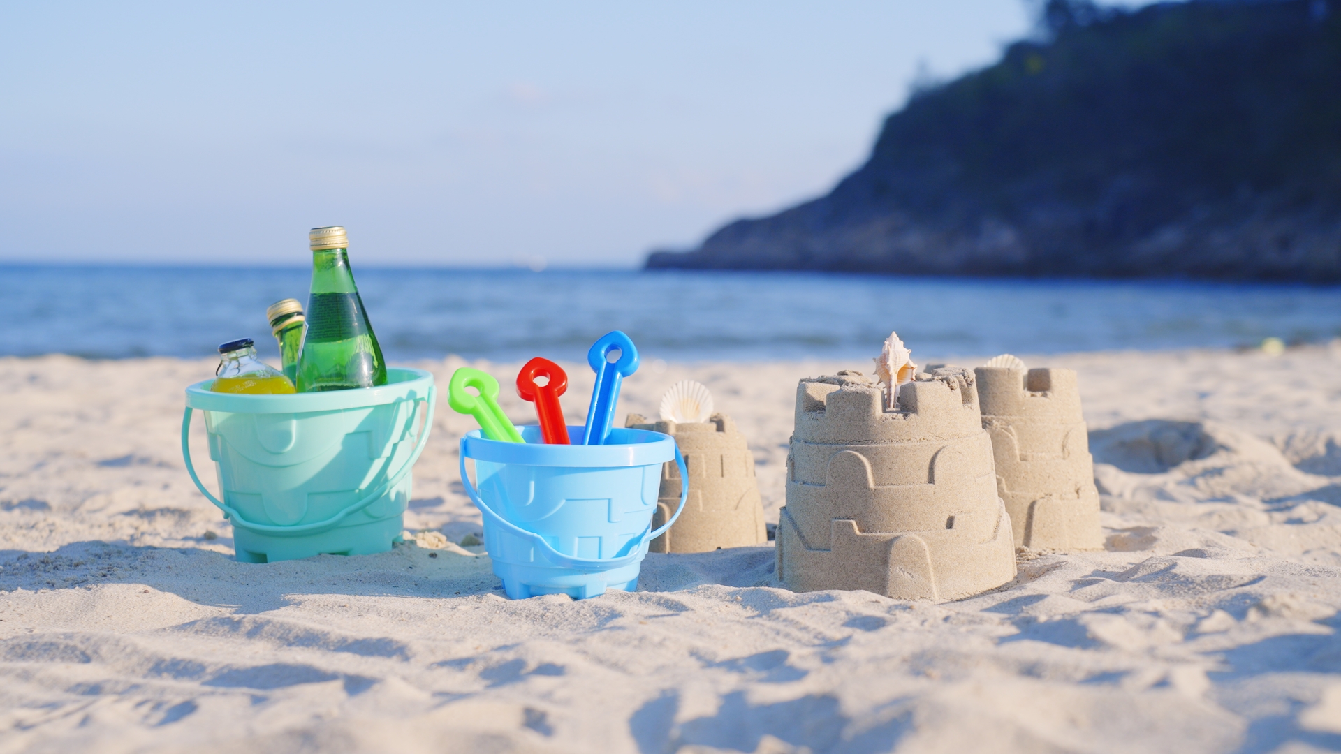15 Pcs Summer Beach Pack ?✨ THE PERFECT BEACH KIT FOR JUST $15 ✨? Includes: ? 1  main image 4