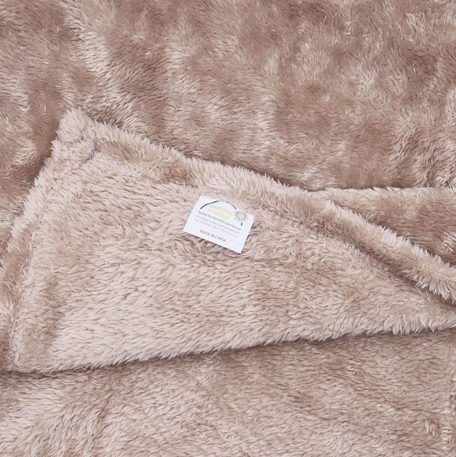 Exclusivo Mezcla Plush Fuzzy Large Fleece Throw Blanket (50" x 70", Camel)- Soft, Warm& Lightweight : Home & Kitchen