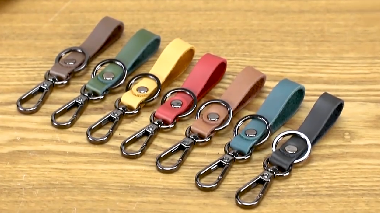 ストラップ KEY HIROINE COLLECTION TRADING STRAP apott 3 Pack Leather Car Keychain Key Chain Holder with