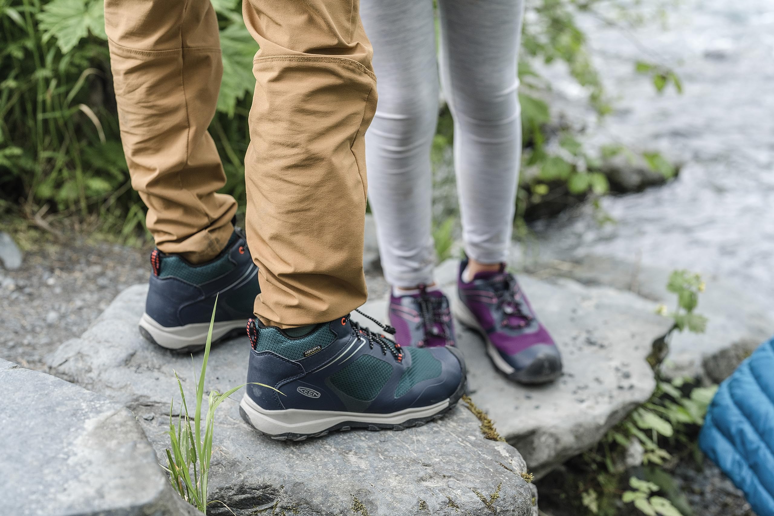 KEEN Mixte Enfant Wanduro Mid Waterproof Botte de randonnée