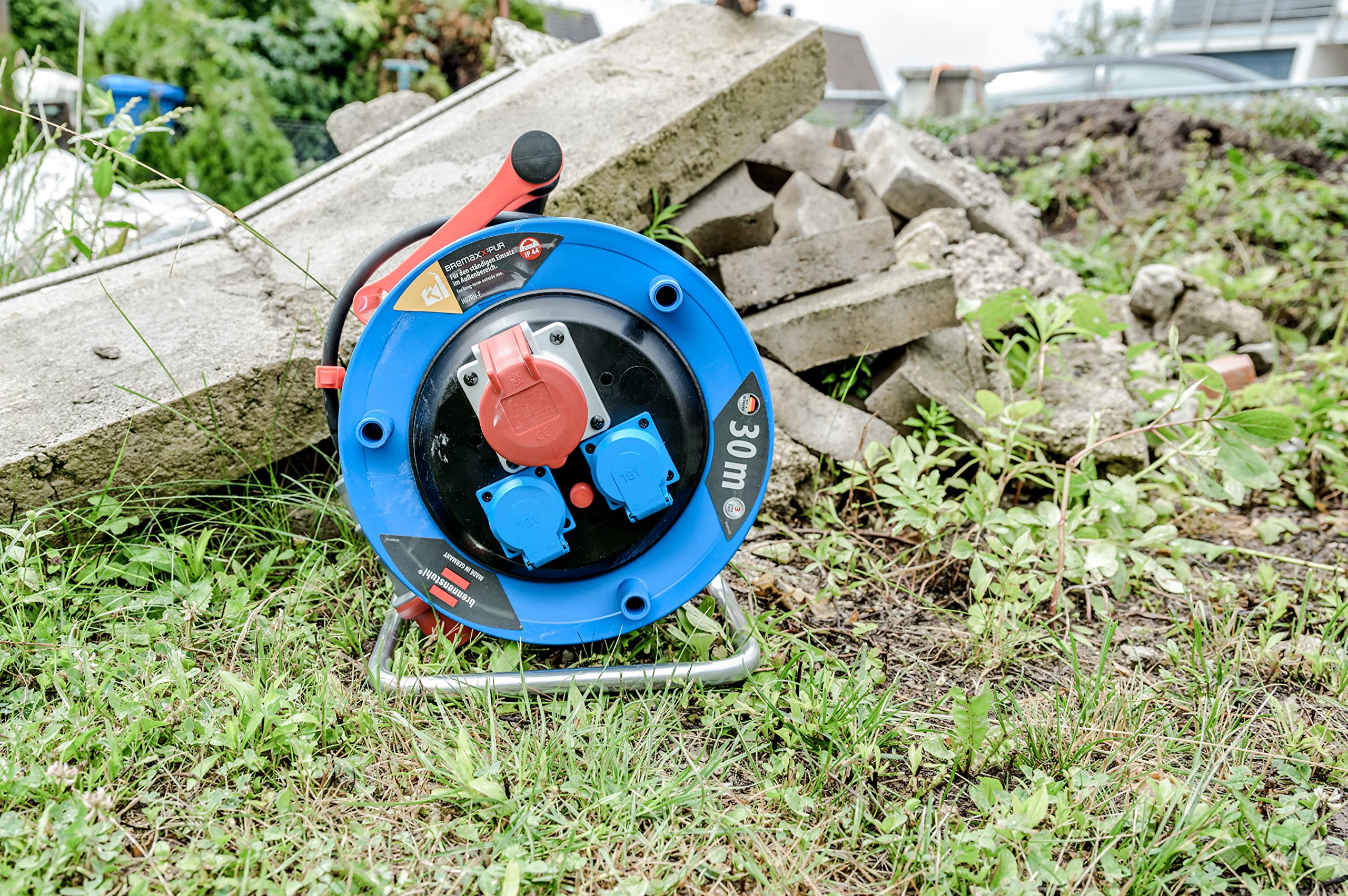 Enrouleur De Câble CEE Brennenstuhl 30 M - IP44, Câble RN Résistant - Pour Usage Extérieur Professionnel