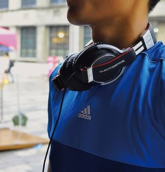 【新品】インツーイット ハイブリッドエレクトロスタティック ヘッドホン Amazon.co.jp: IN2UIT インツーイット ハイブリッドエレクトロ