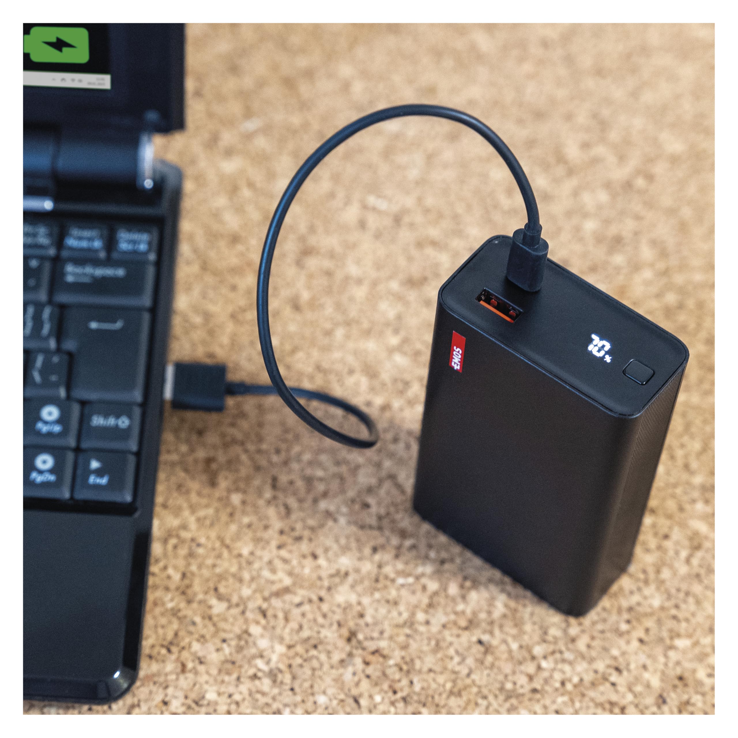 EMOS - Powerbank 20 000mAh NTBF20 - Batterie externe avec passthrough et charge rapide 65W PD - Port USB-C/USB-A avec câble de données USB - pour tablette, ordinateur portable, iPad, téléphone