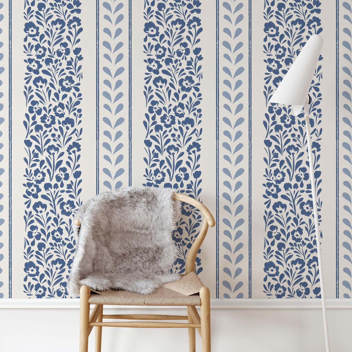 Blue Floral Peel and Stick Wallpaper Minimalist Blue Watercolor Wildflower Removable Self-Adhesive Farmhouse Wall Paper Waterproof Contact Paper for Bathroom Kitchen Backsplash