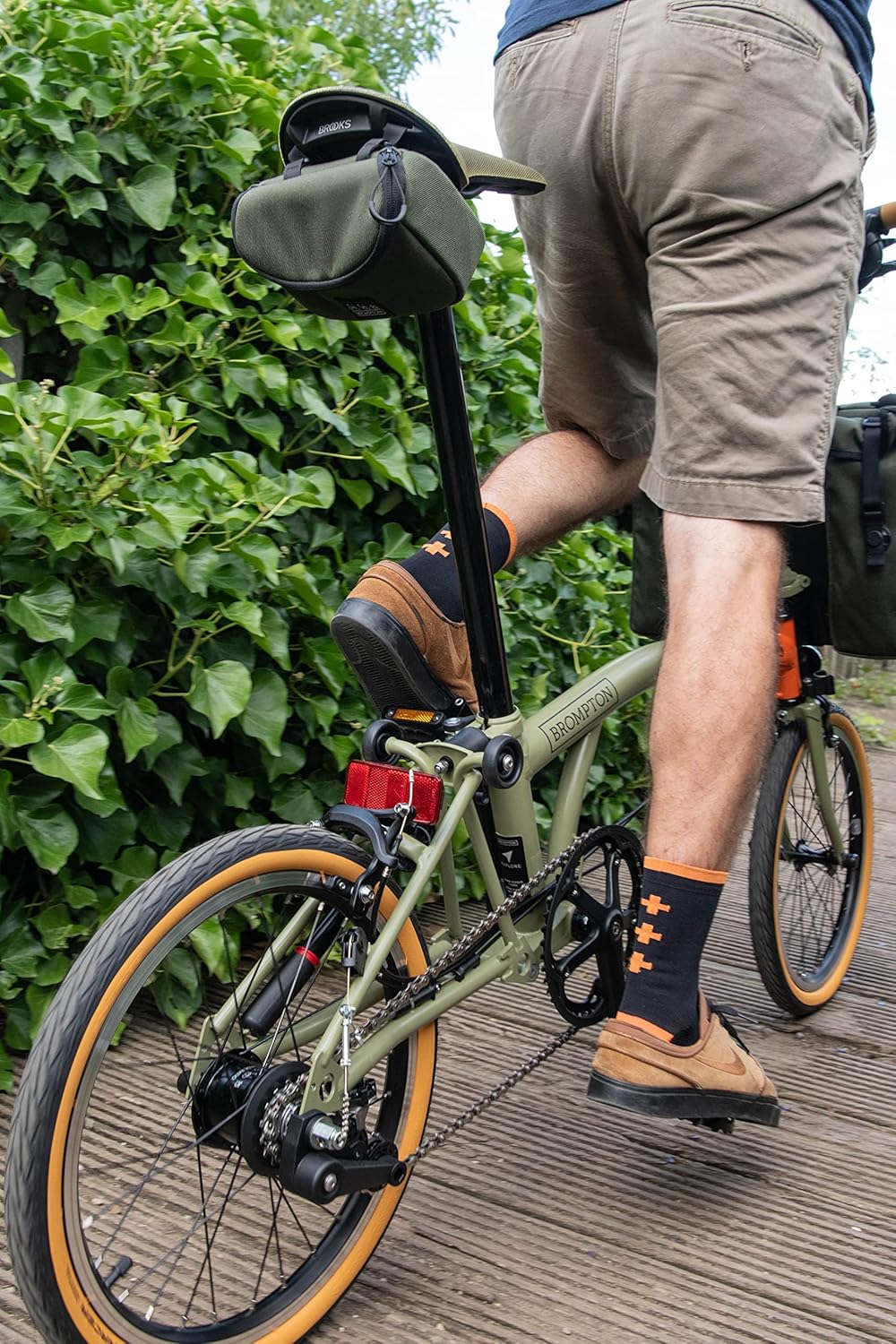 Marathon Racer -Tan Wall Tire