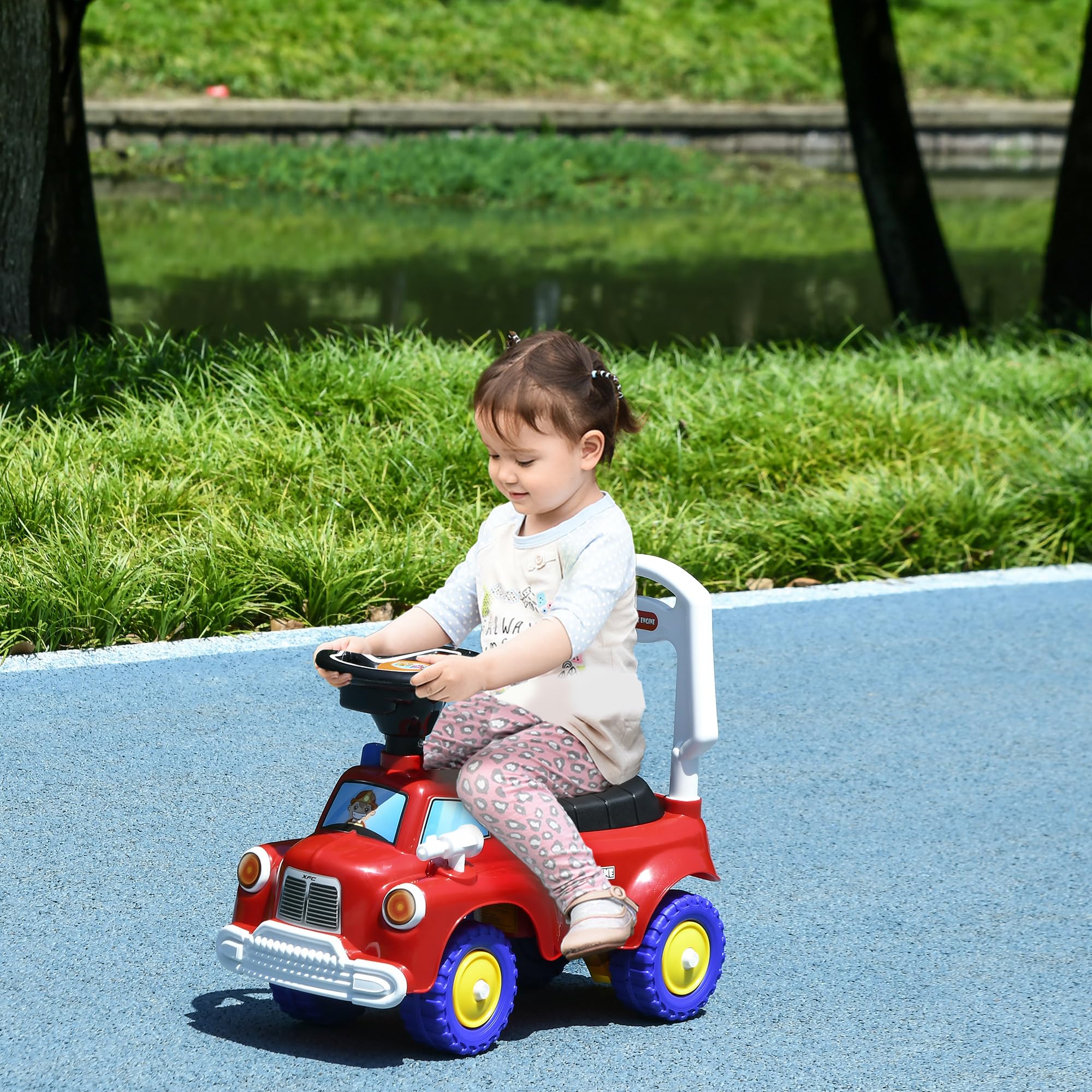 AIYAPLAY Coche Correpasillos para Niños de 18-36 Meses, Diseño de Camión de Bomberos, Correpasillos con 3 Luces, Música, Compartimento de Almacenaje y Volante, 49x24x42 cm, Rojo