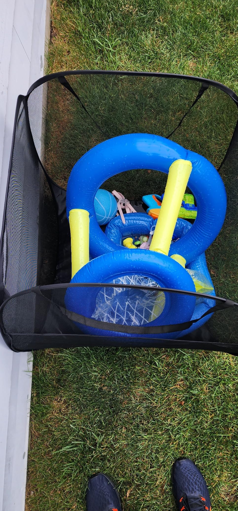 Amazon.com : Adnee Pool Toy Storage Bin-30'' x 30'' x 30'' Nylon Mesh ...