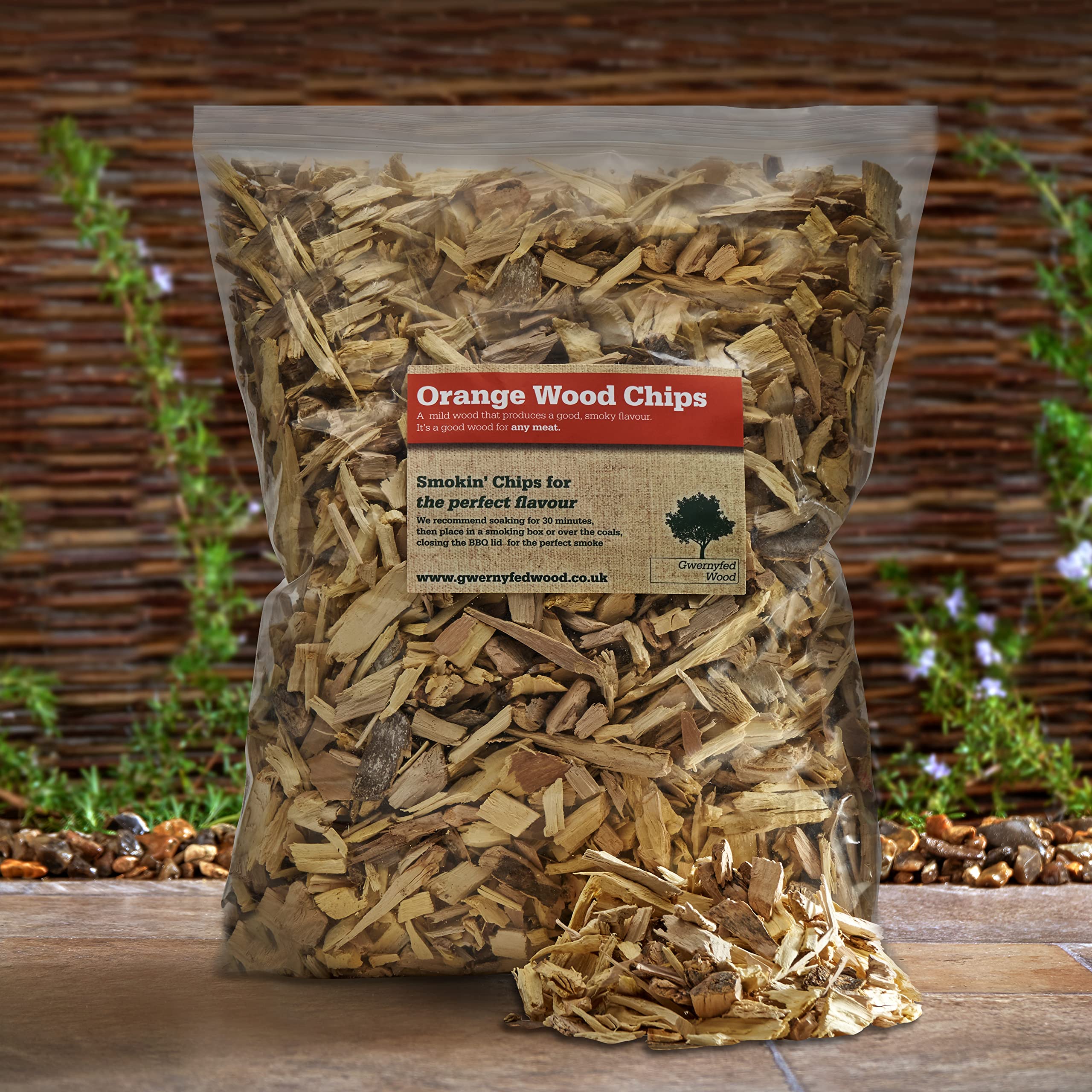 Gwernyfed Wood Beige Smoking/Smoker Wood Chips Jumbo 4.5 Litre Bag – (24 Great Flavours 100% Natural Nothing Added) Smoking Food In A Smoker/Bbq - Many From Our Own Woodland (Orange)