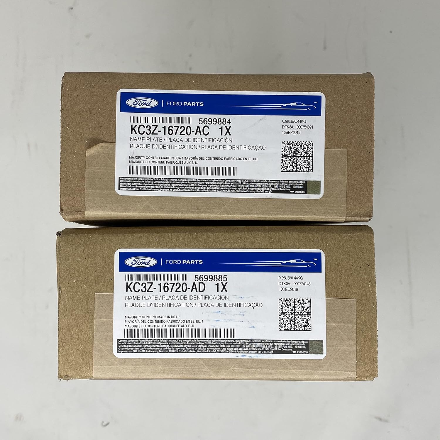 17 Thru 22 Super Duty F-350 Lariat Sport Blackout Package Black Fender Emblems KC3Z-16720-AC KC3Z-16720-AD Pair