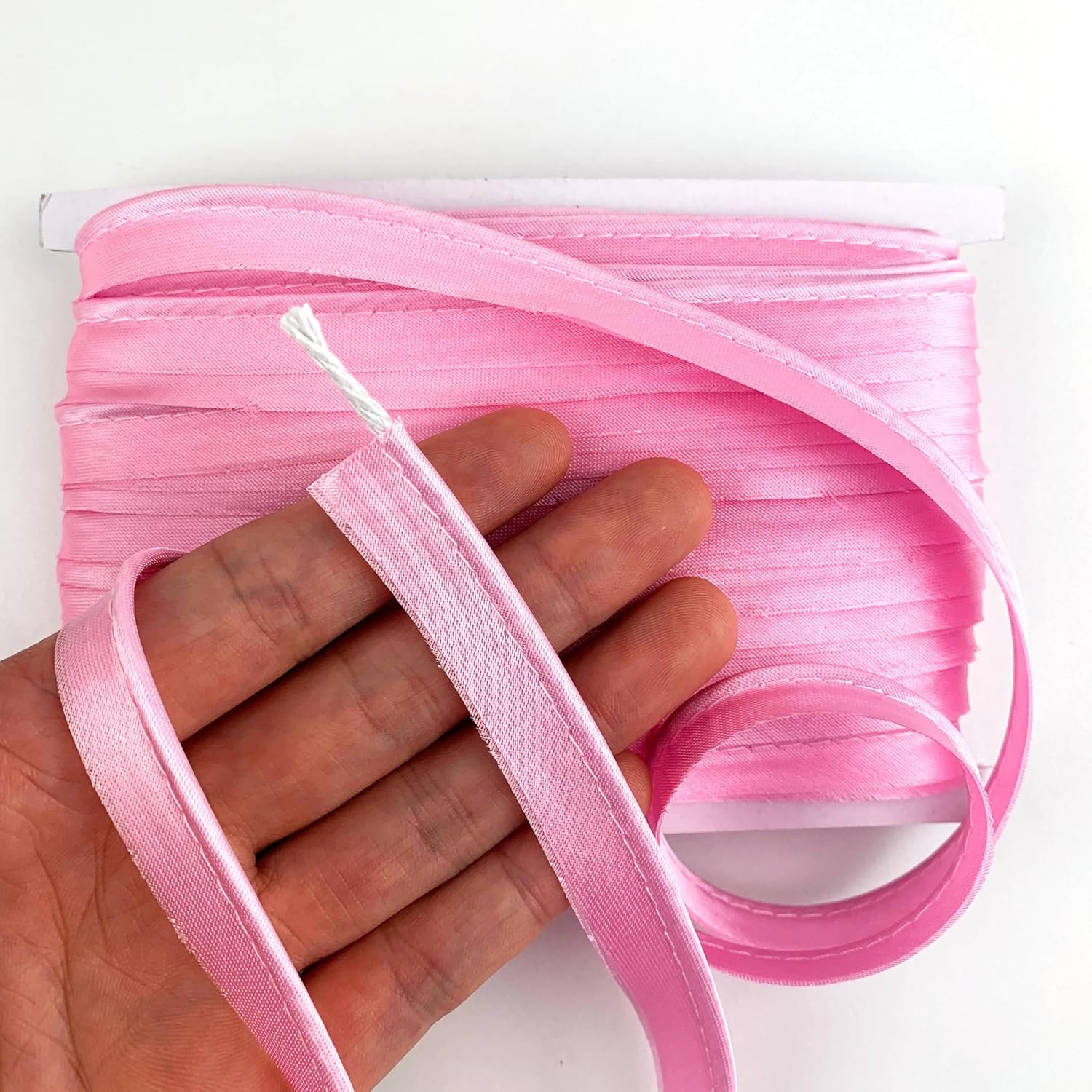 Heyiwell 20Yards Maxi Piping Bias Tape with Cord, 1/2" Inch Satin Piping Cord Trim for Sewing,Crafts,Piping,Trimming Home Textile Bedding Edging,Pink