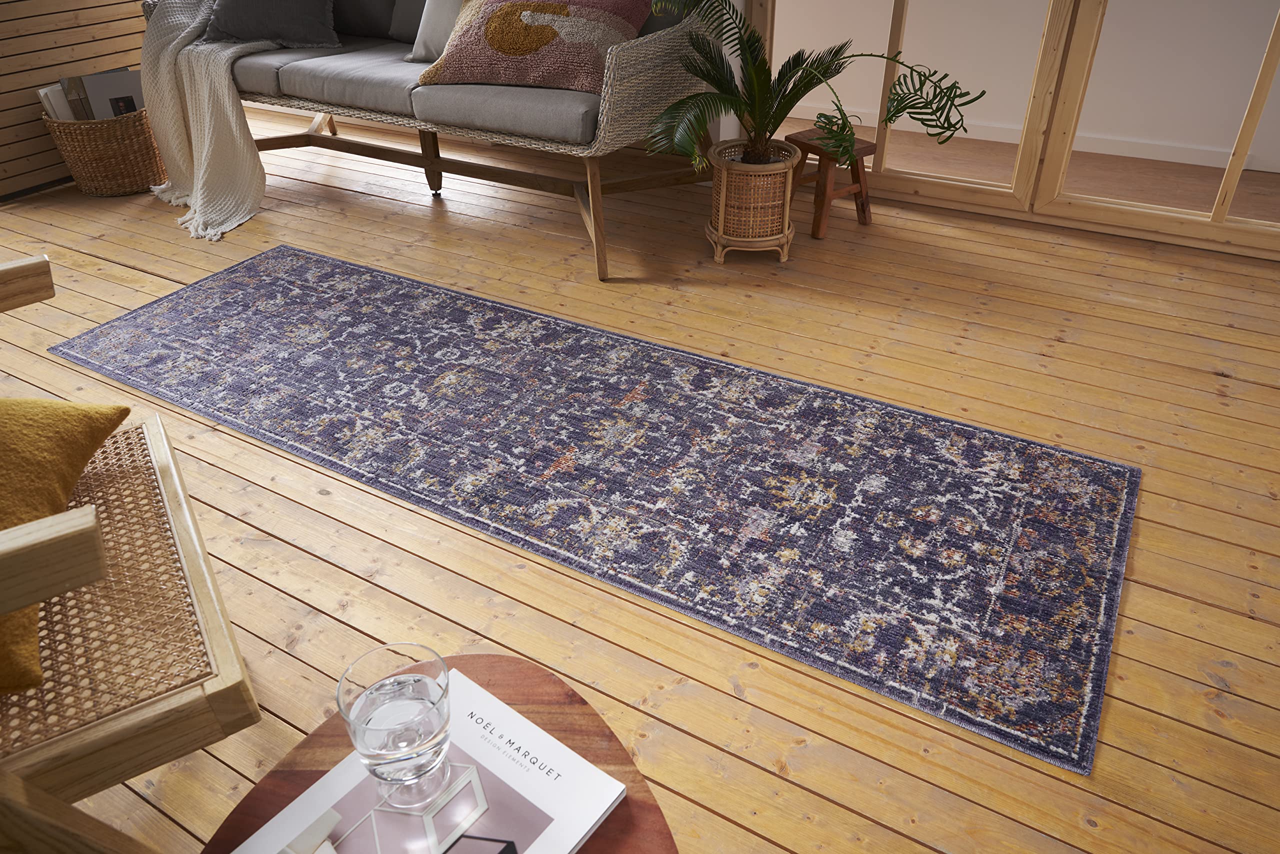 Alfombra oriental para terraza o salon de pelo corto resistente para disfrutar tu balcon exterior