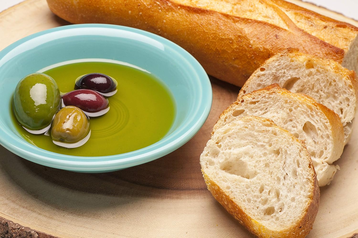ZOE Extra Virgin Olive Oil 1 Liter Tin, Spanish Extra Virgin Olive Oil, First Cold Pressing of Spanish Cornicabra Olives, Delicate Aromatic Buttery Flavor