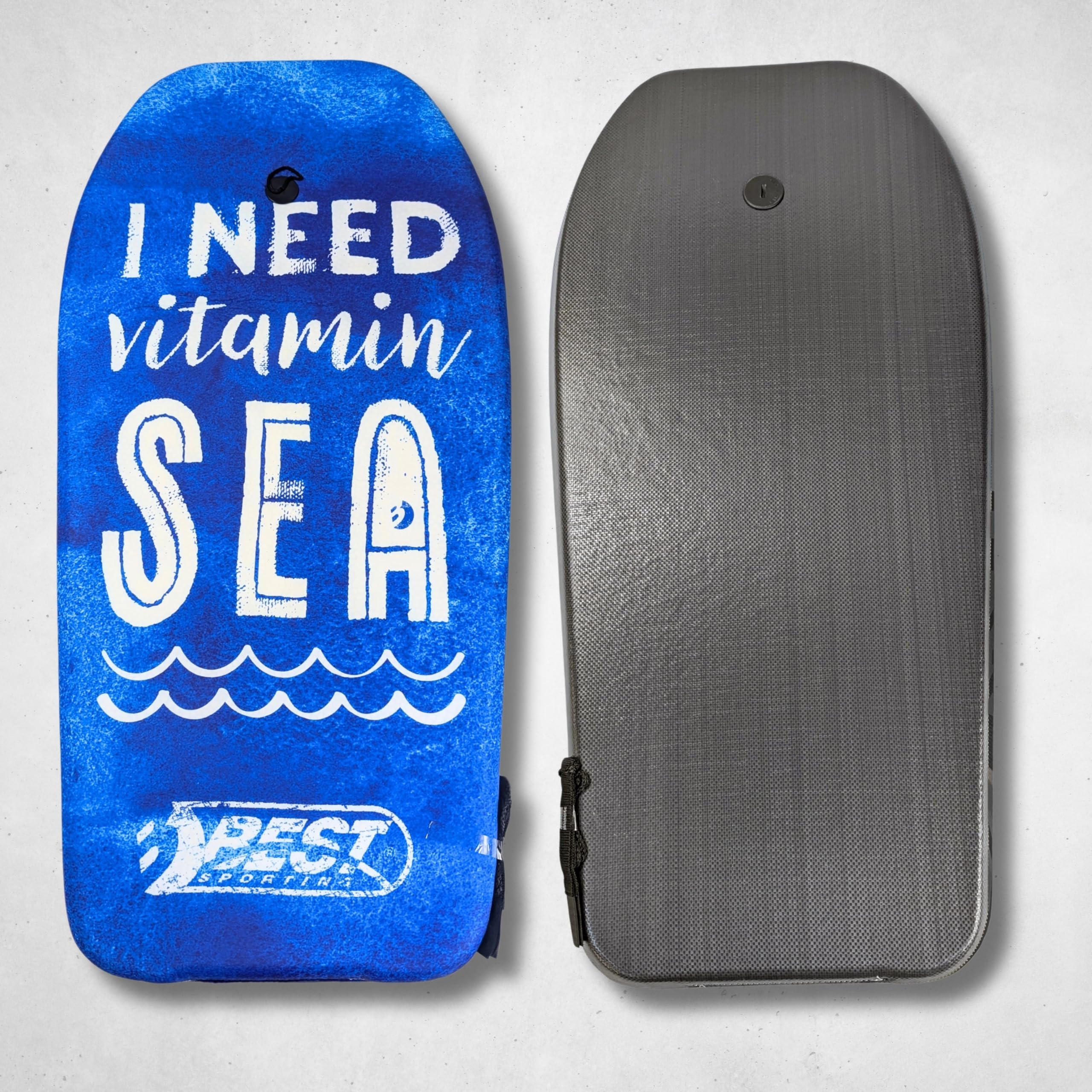 BEST SPORTING Bodyboard pour enfant - Planche de surf légère pour la plage, la mer et la piscine | 92 x 46 x 5 cm | dans différents designs | Avec leash pour un maintien sûr