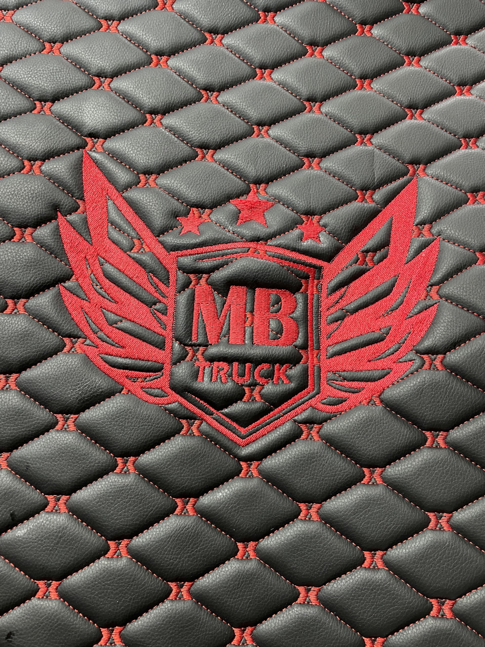 Alfombrilla de Coche para Cabina de Conductor de camión, Kit Compatible con Mercedes Actros MP4 MP5 MP6 (Negro, Hilo Rojo, Asiento del Pasajero Acolchado)