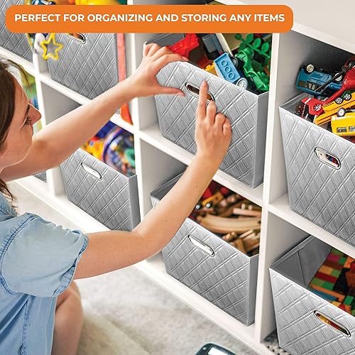 Miniatura 6 de JIAessentials Juego de dos cubos de almacenamiento de piel sintética con patrón de diamante gris de 12 pulgadas con asas para sala de estar,