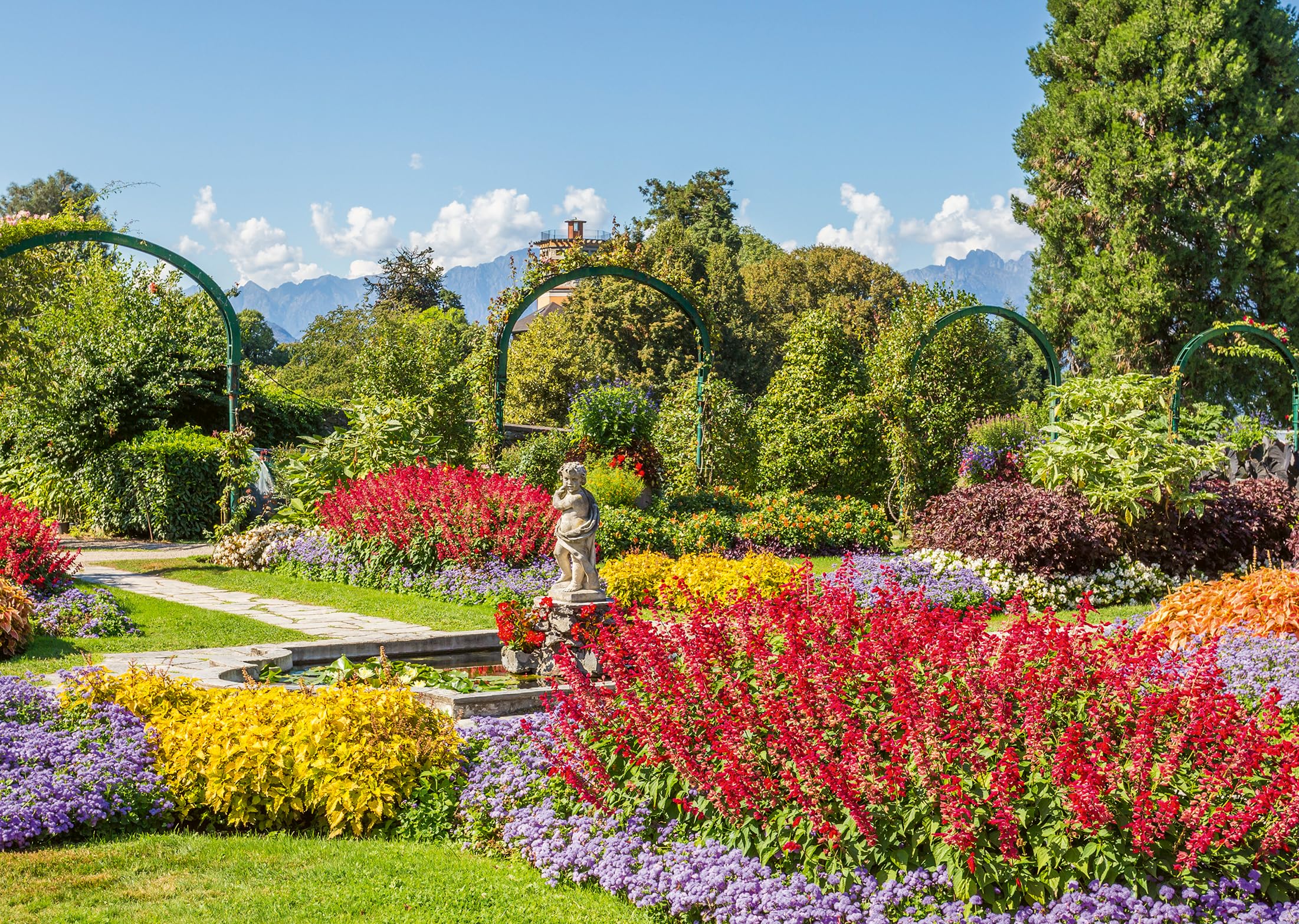 Ravensburger Beautiful Gardens Stresa Italy 1000 Piece Jigsaw Puzzles for Adults and Kids Age 12 Years Up