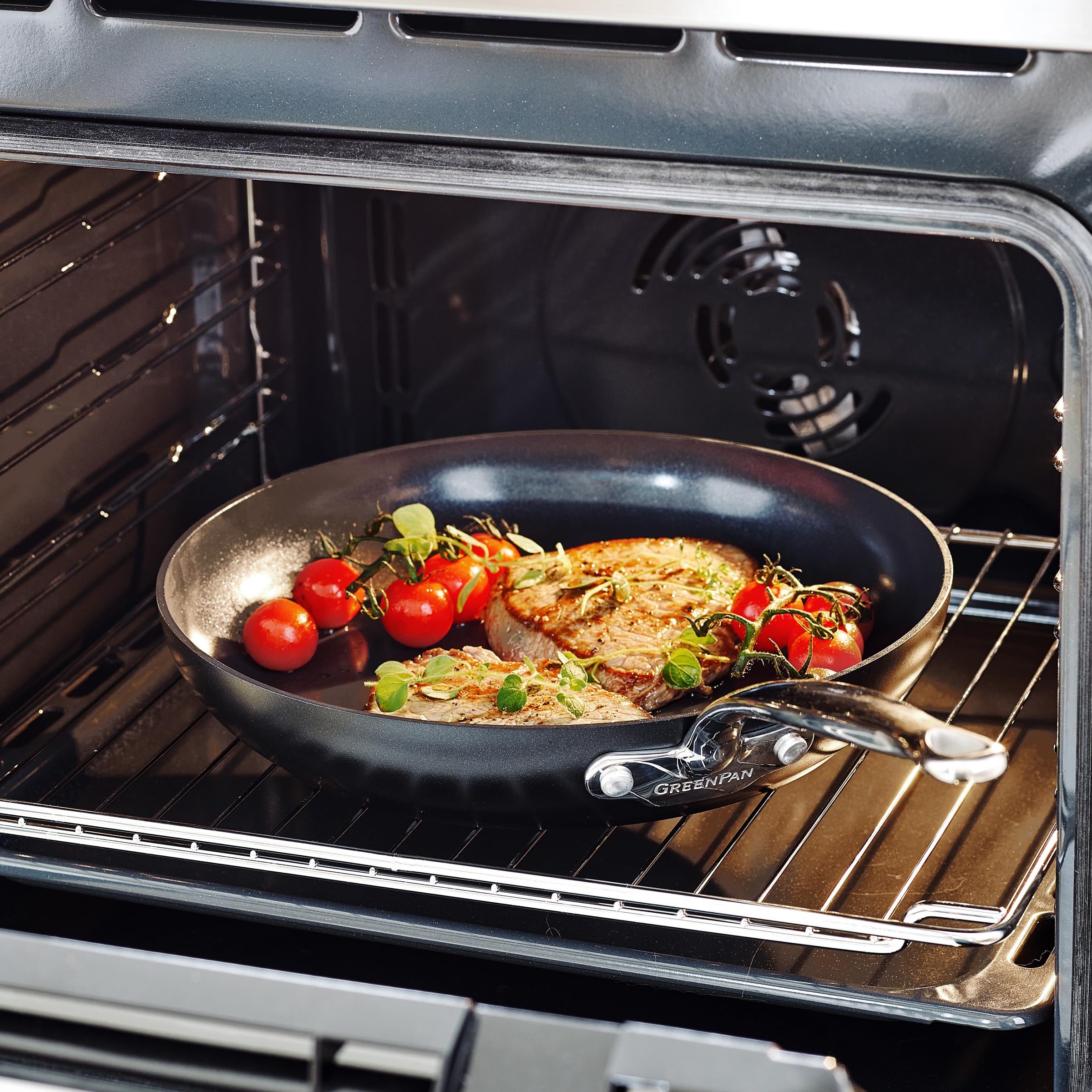 GreenPan Barcelona Hard Anodized Set di Padelle Antiaderenti in Ceramica Anodizzata Dura 3 Pezzi, 20 cm, 24 cm e 28 cm, Senza PFAS,Manico in Acciaio Inox,Antigraffio,Induzione,Forno,Lavastoviglie,Nero