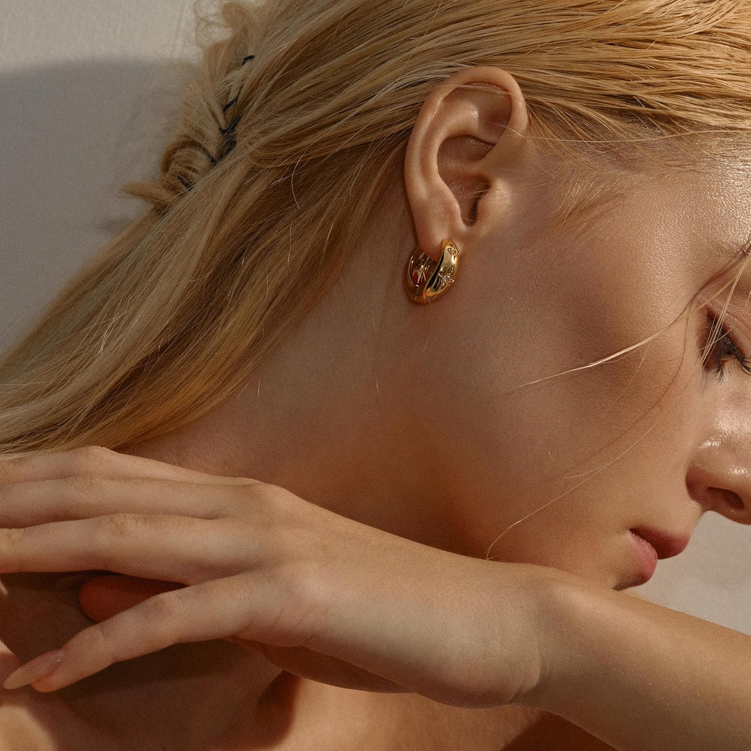 Chunky Gold Hoop Earrings for Women, 18K Gold Plated CZ Star Hoops Huggie Earrings Sterling Silver Post Statement Earrings Jewelry Thick Lightweight Trendy Hoop Earrings for Women Gifts - Image 5