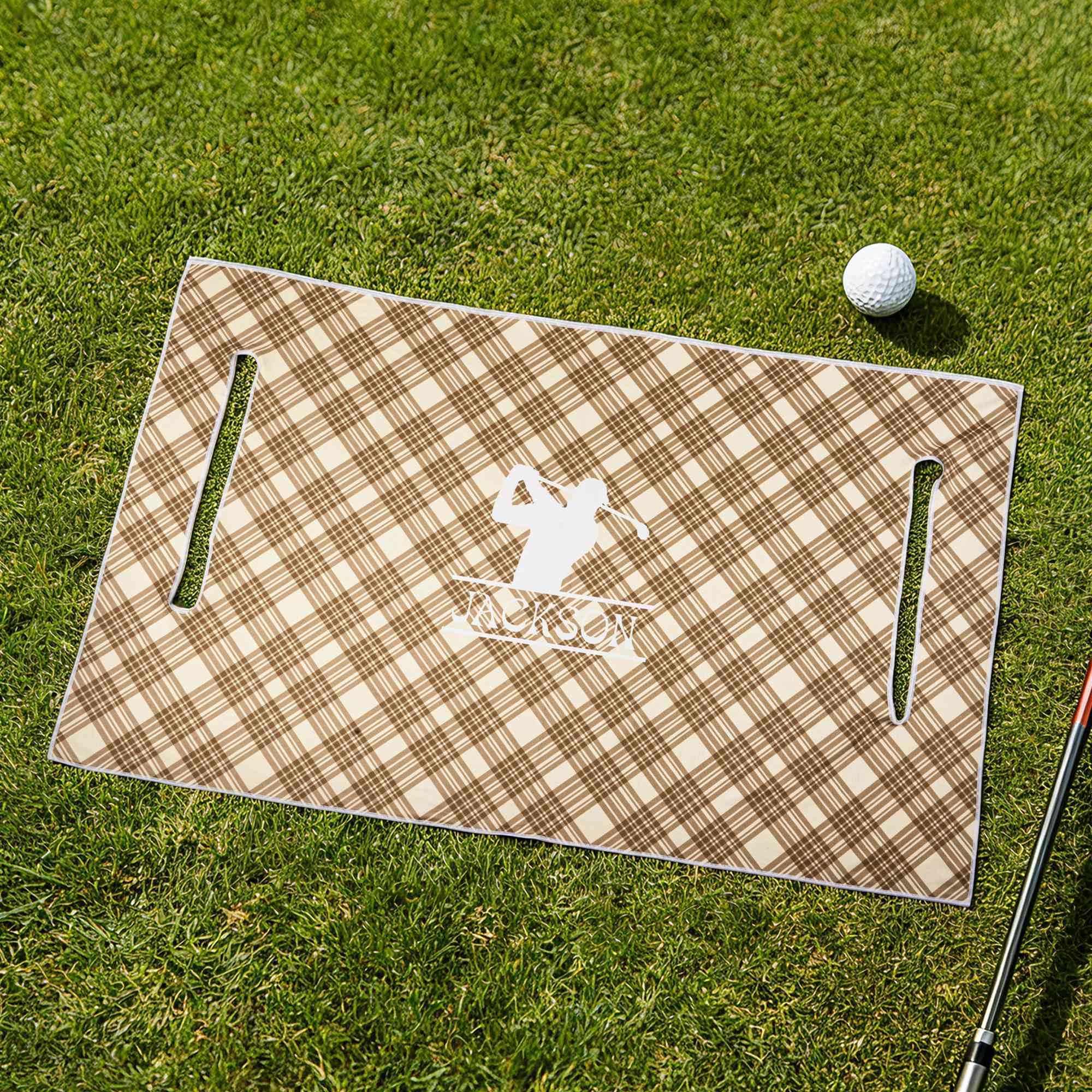 Personalisierter Golfschläger-Kranz-Sitzbezug im Karomuster für Golfwagen mit Namen und Initialen –Individuelle Sitzbezüge für Golfwagen, Golfplatz-Zubehör, für Golfer und Country Clubs 130 cm × 80 cm