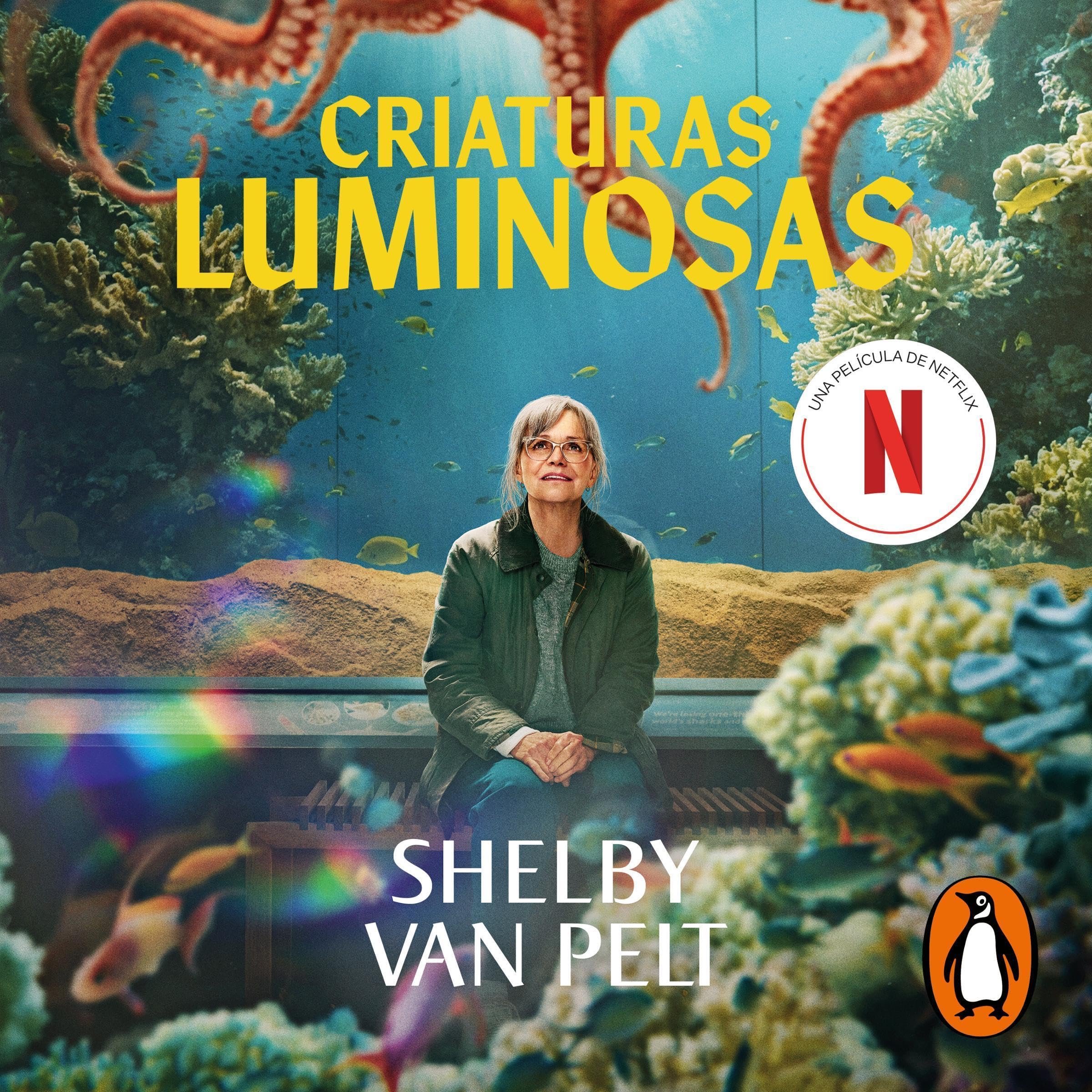 Cover art for Criaturas luminosas [Remarkably Bright Creatures]