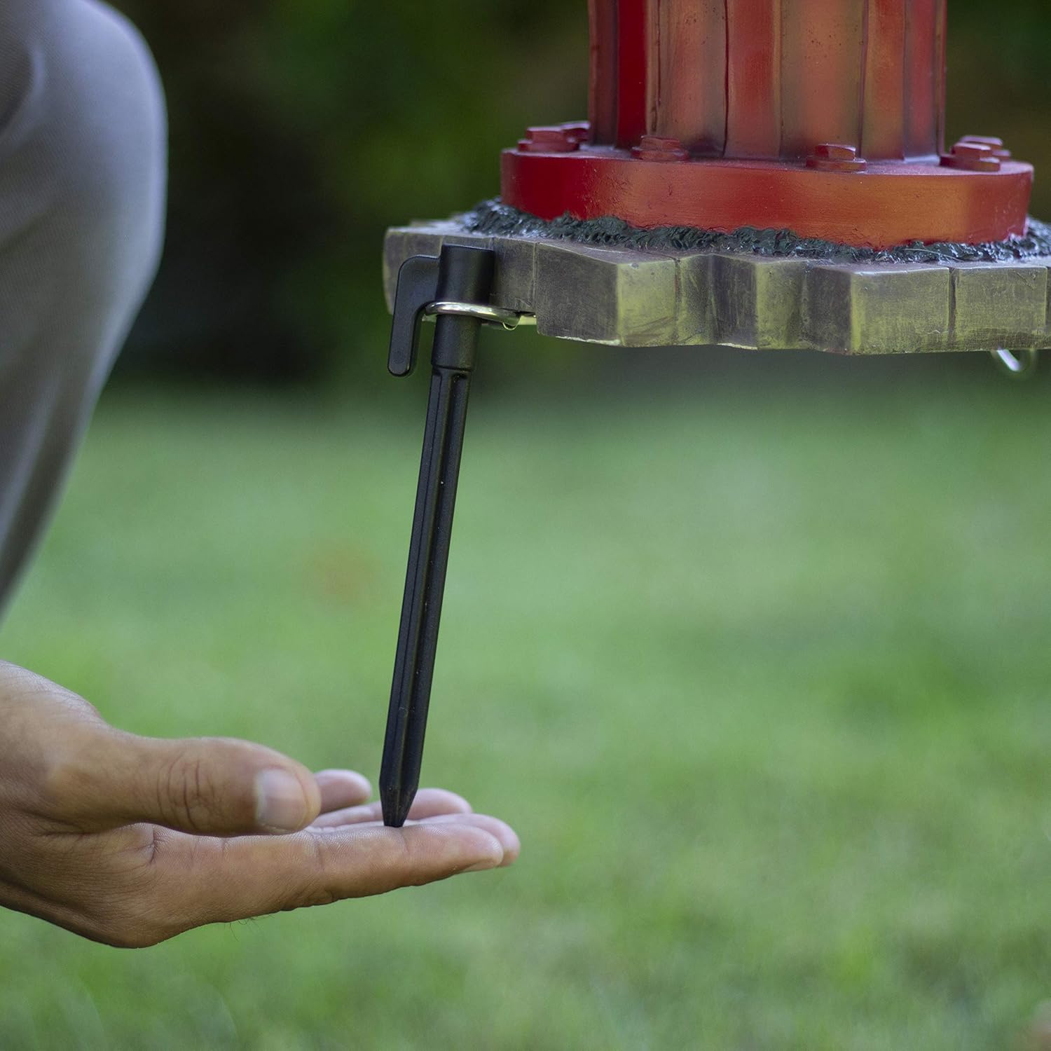 Dog Fire Hydrant Garden Statue with 2 Stakes, 16 Inches