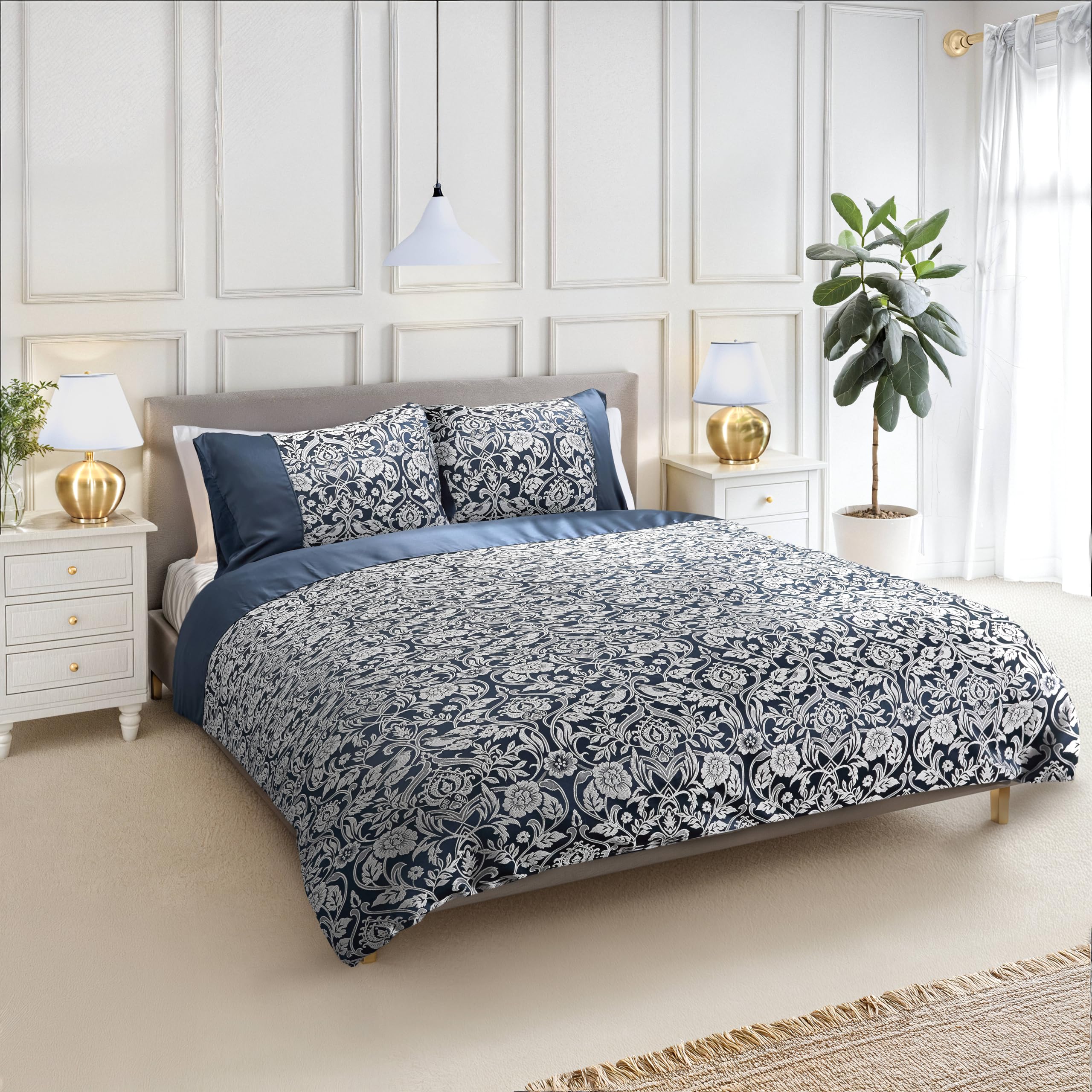 Emma Barclay Eden - Embellished Jacquard Duvet Set in Navy - Single โ image 1