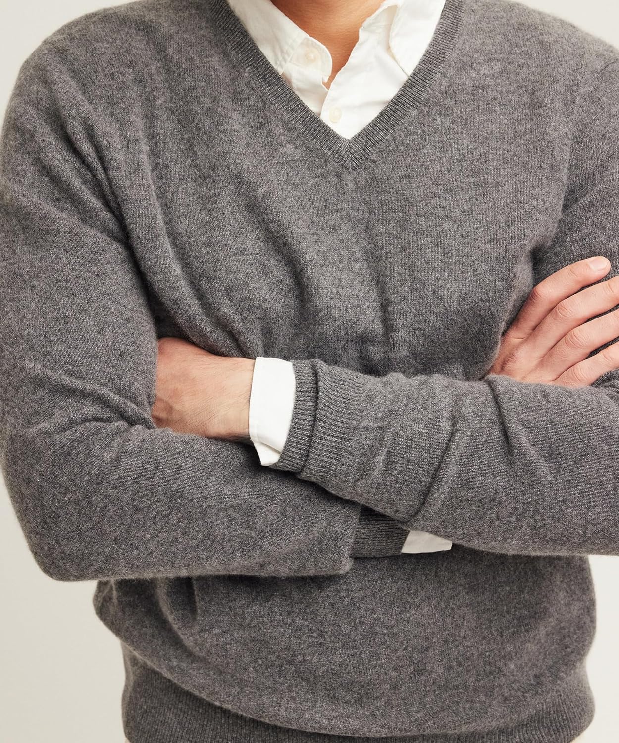 NAADAM Mens Cashmere Core Vneck - Image 2