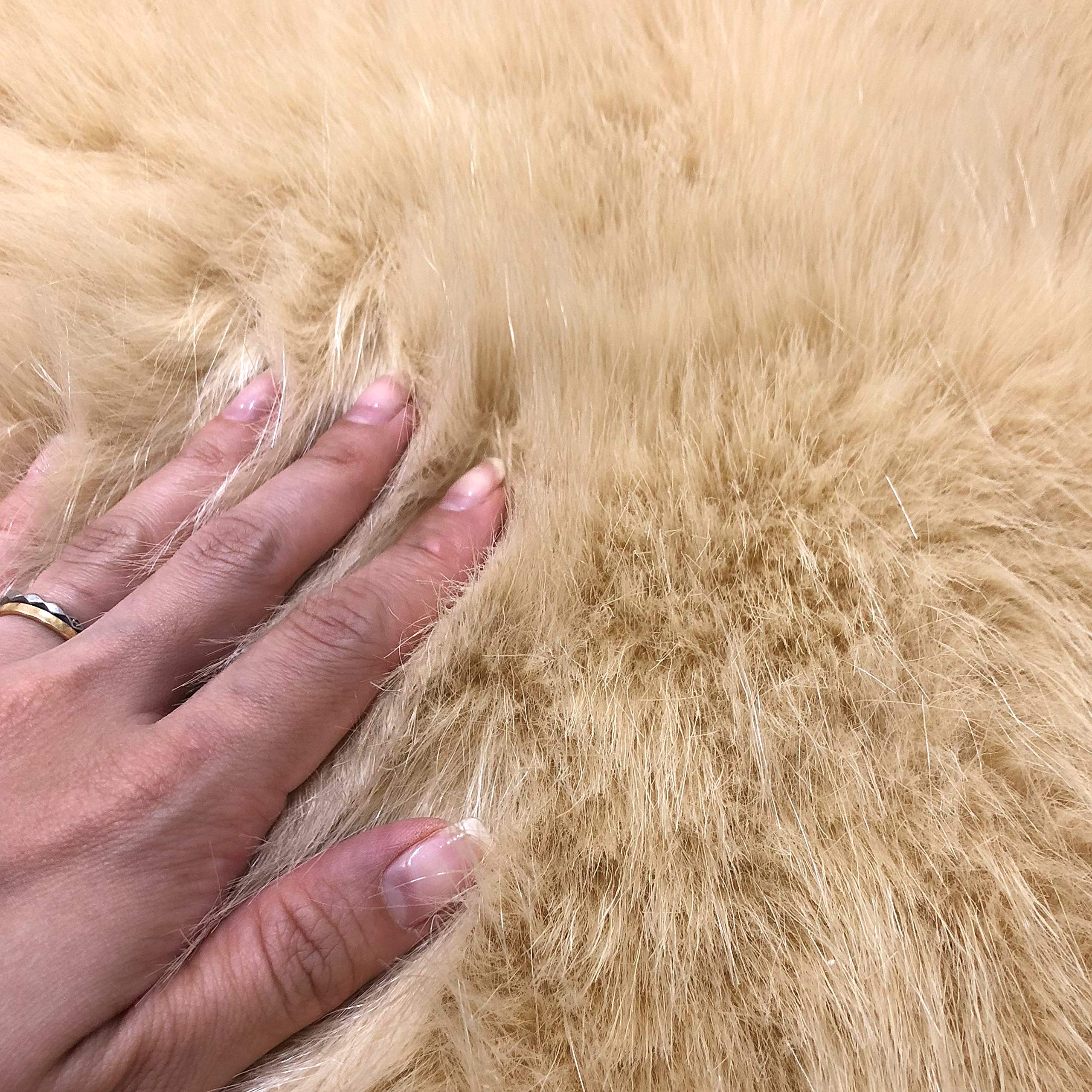 Amazon | FURFURMOUTON フェイクシープスキン ラグ 1.5匹