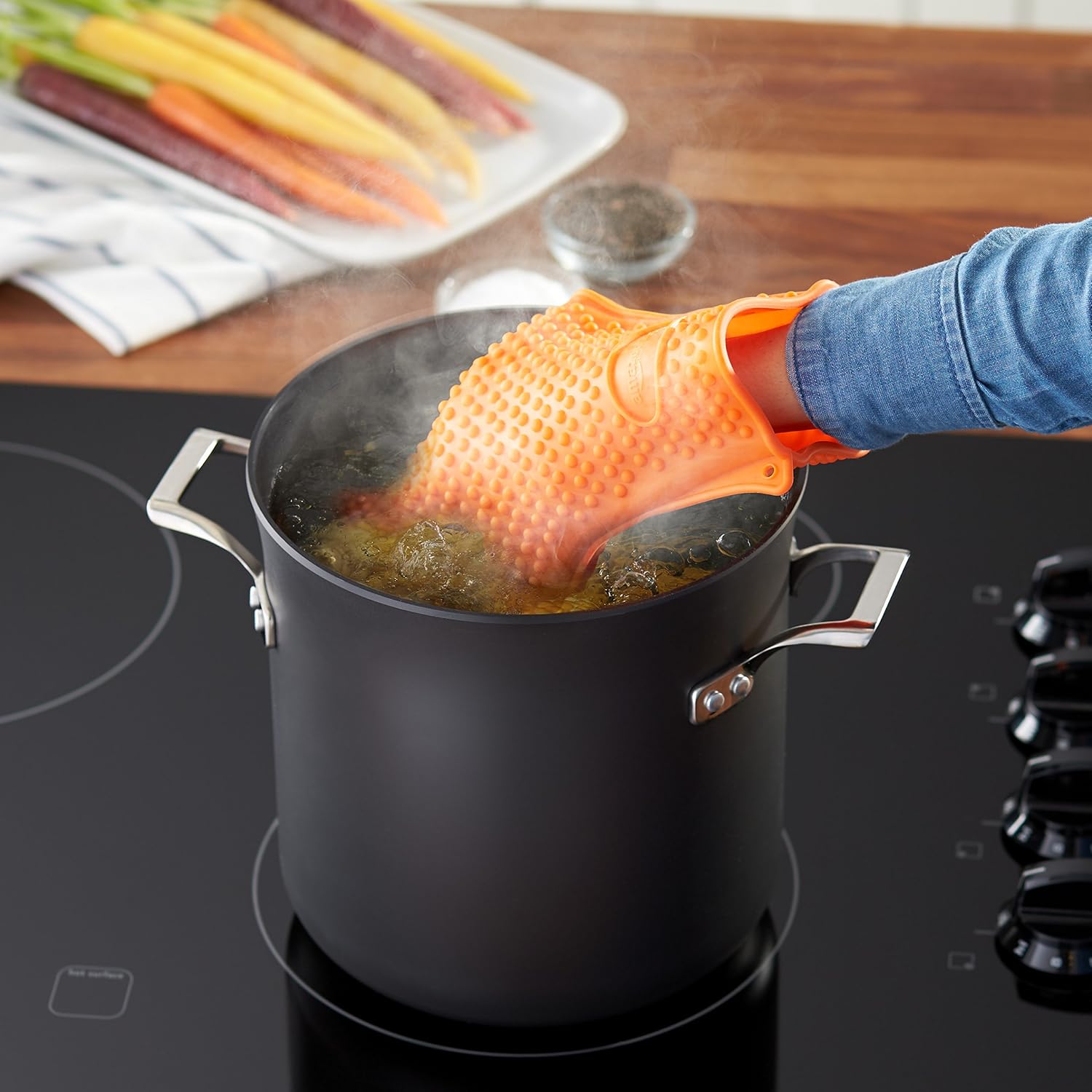 Amazon Basics Silicone BBQ Gloves, One Pair