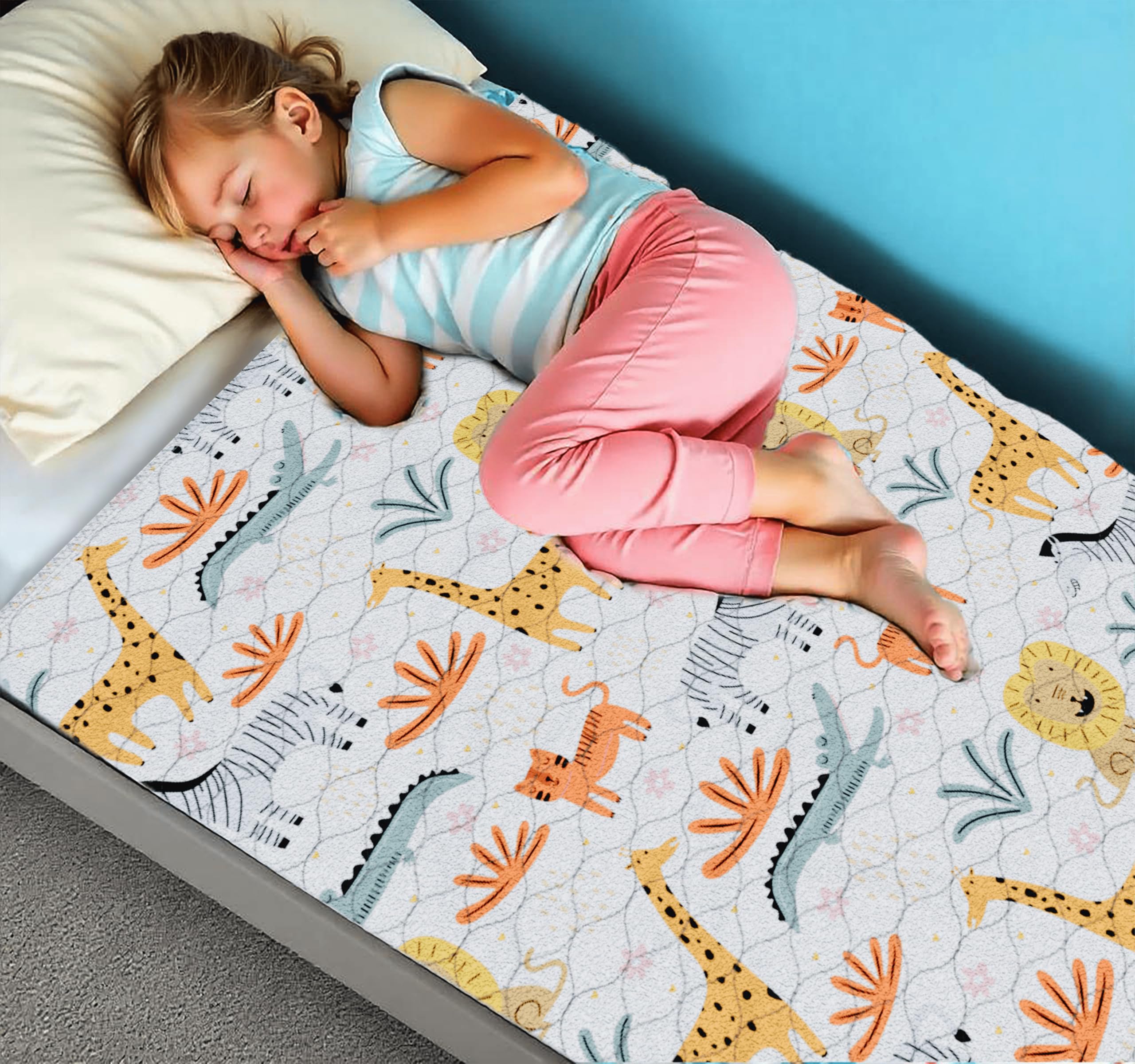 Manowie Potty Training Bed Pads, Safari Animals, Single