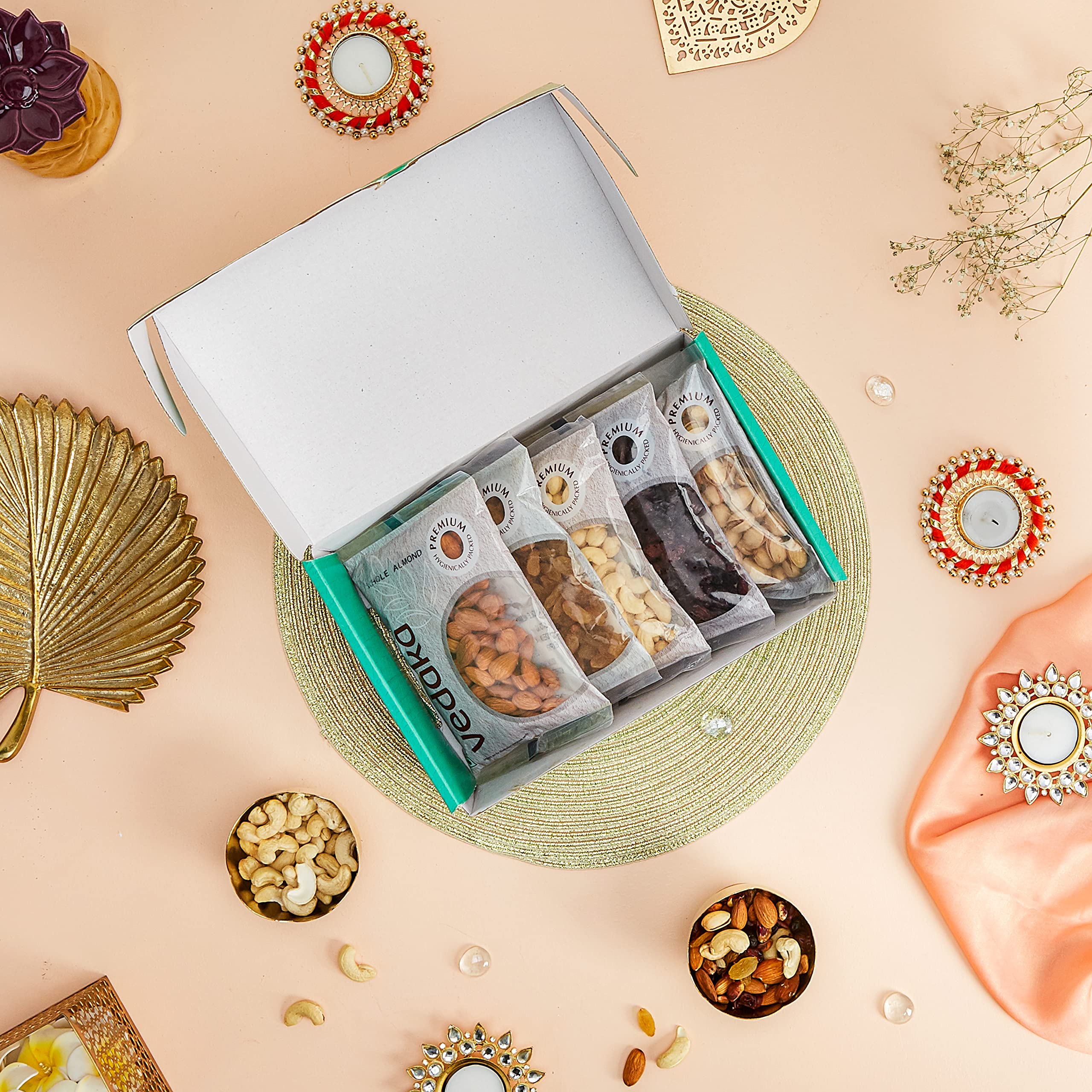 Vedaka Premium Dry Fruits Gift Box | 1 Kg | Almonds, Cashews, Raisins, Pistachios & Cranberries | Each 200 g (Pack of 2) 2