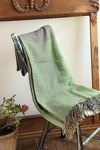 Miniatura 3 de Biddy Murphy, Manta suave de 100% lana merino irlandesa, 75 x 58 pulgadas, importada de Irlanda, estilo celta tradicional, calidad de reliquia,