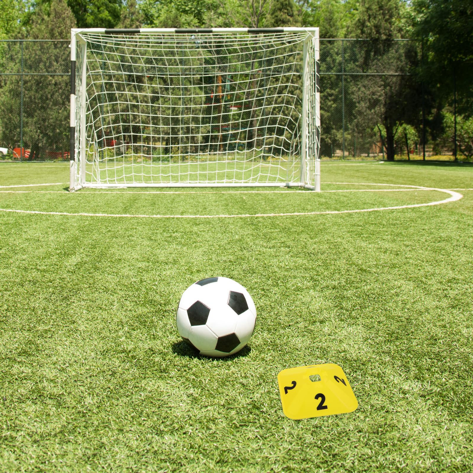 ifundom 10 szt. kwadratowych pachołków sportowych z numerami 1-10, antypoślizgowych, numerowanych znaczników treningowych do ćwiczeń zwinności w piłce nożnej, koszykówce i współpracy zespołowej