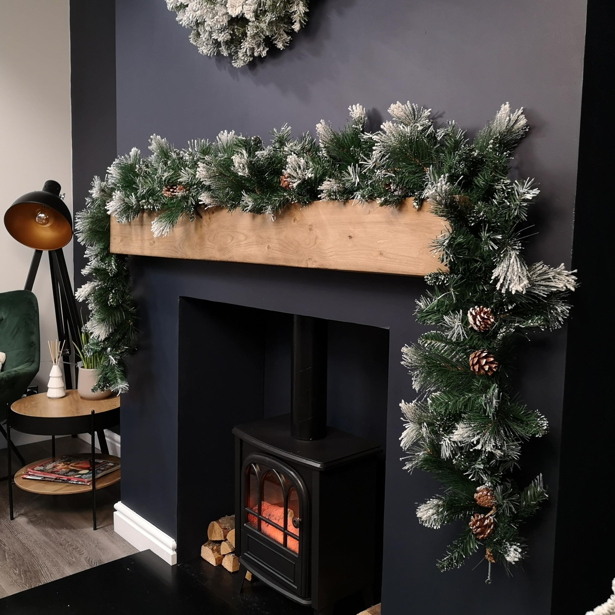 Samuel ALEXANDER 2.7m Snow Flocked Christmas Garland with Pine Cones and Mixed Needles